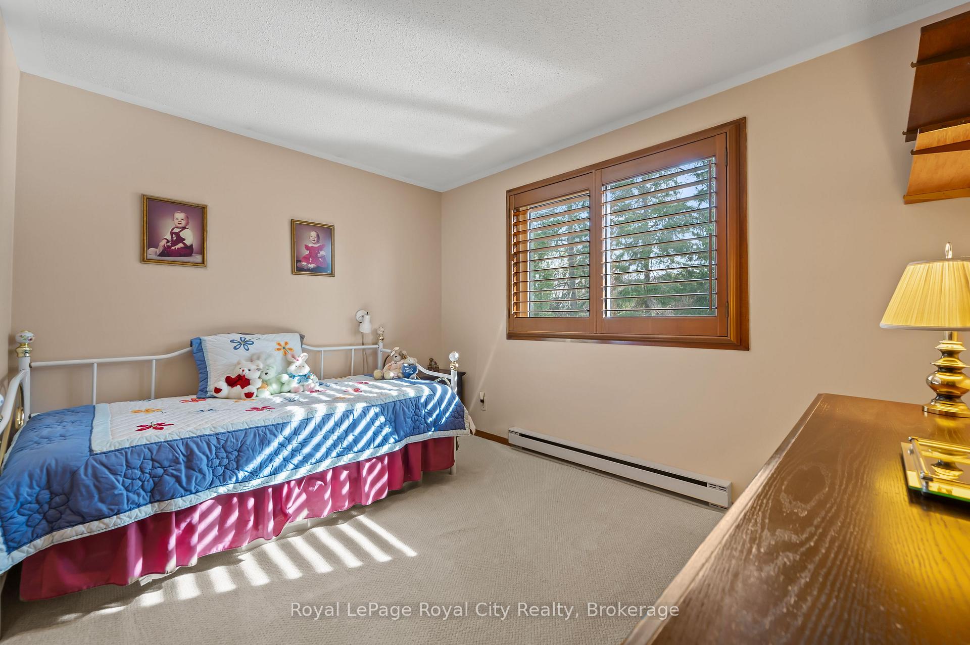 Photo 19 of 385 Heritage Drive, Kitchener — HOMEH