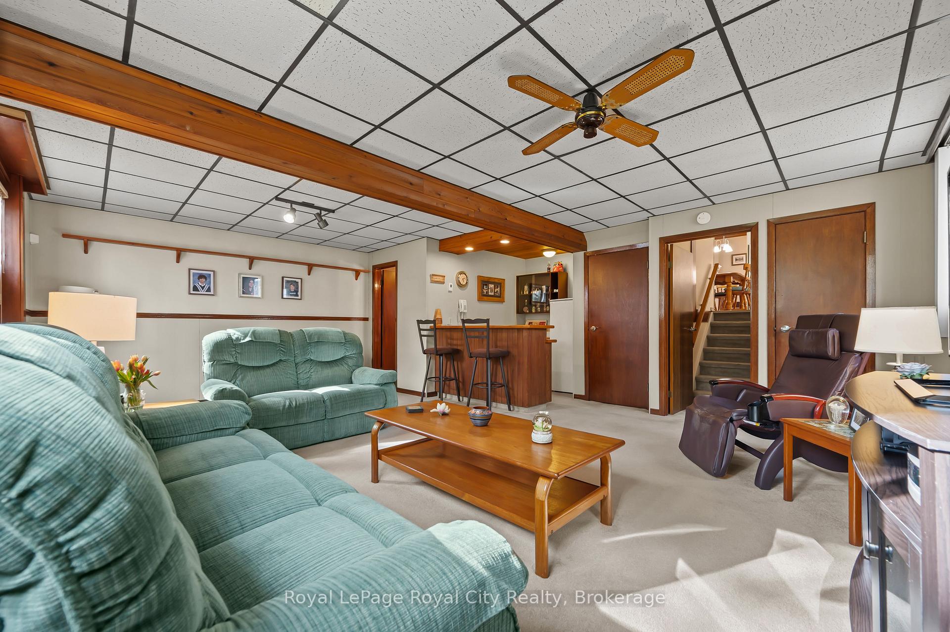Photo 25 of 385 Heritage Drive, Kitchener — HOMEH