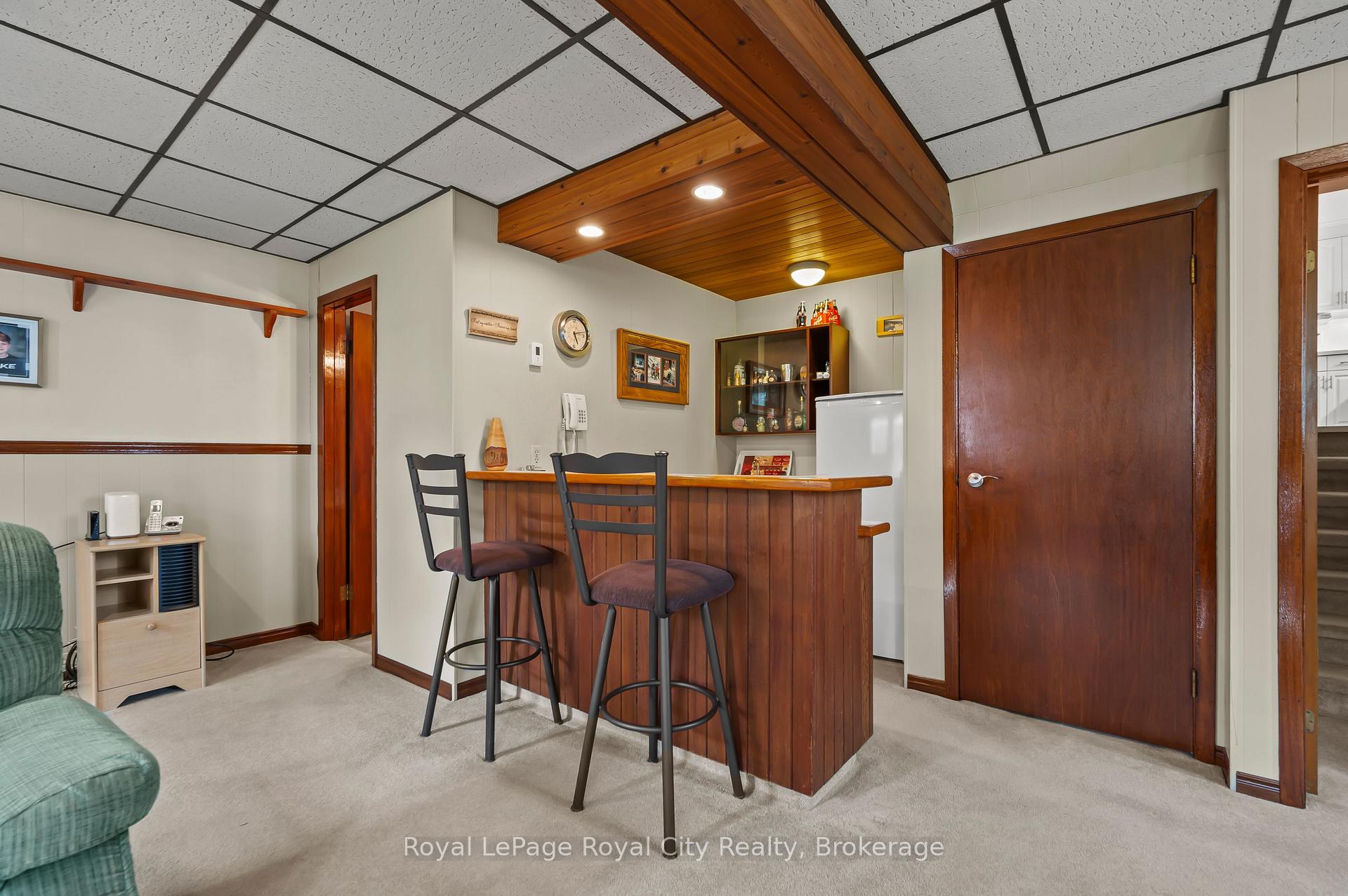 Photo 26 of 385 Heritage Drive, Kitchener — HOMEH