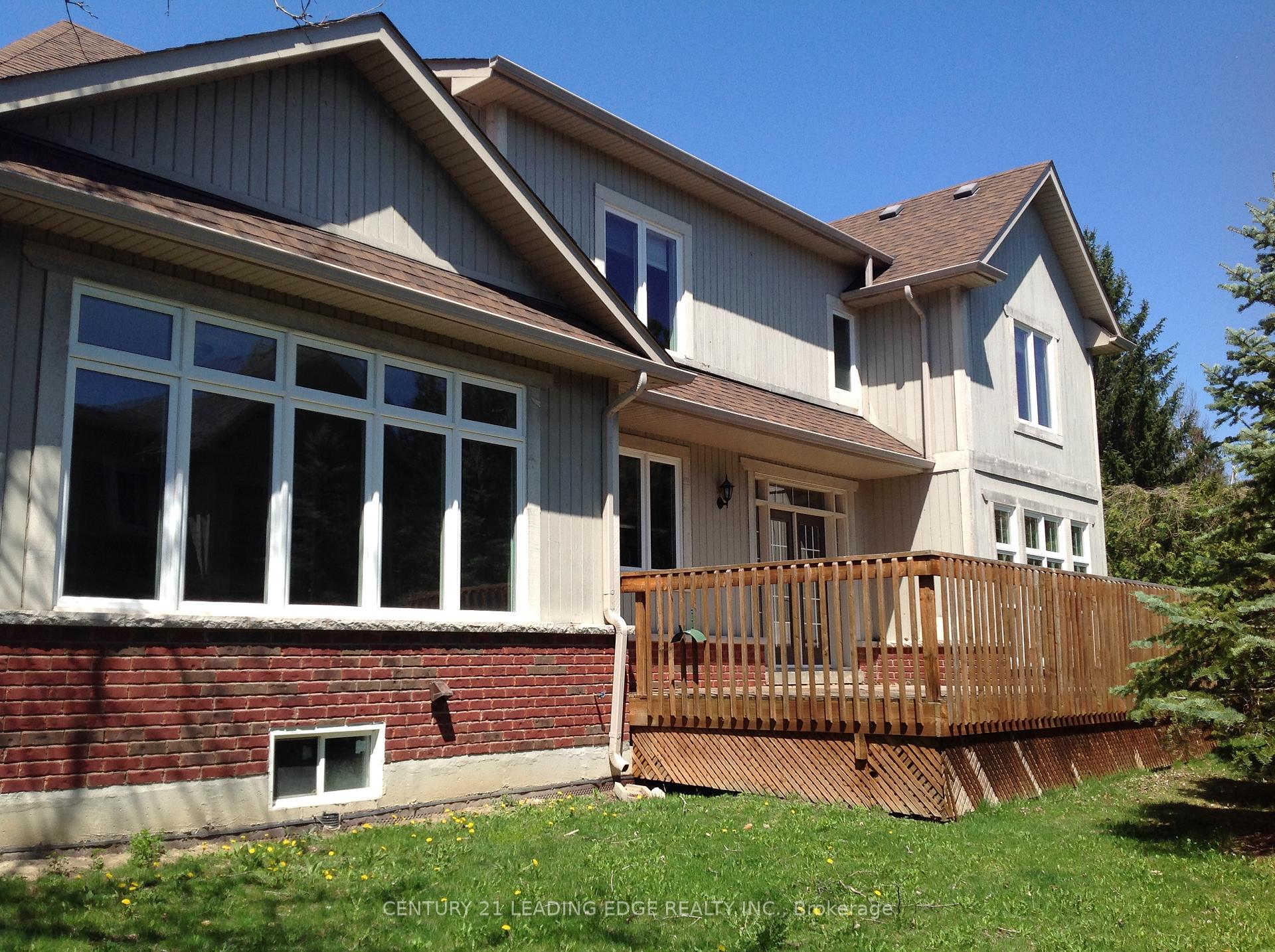 Photo 2 of 61 Nelson Street, Markham, Vinegar Hill — HOMEH