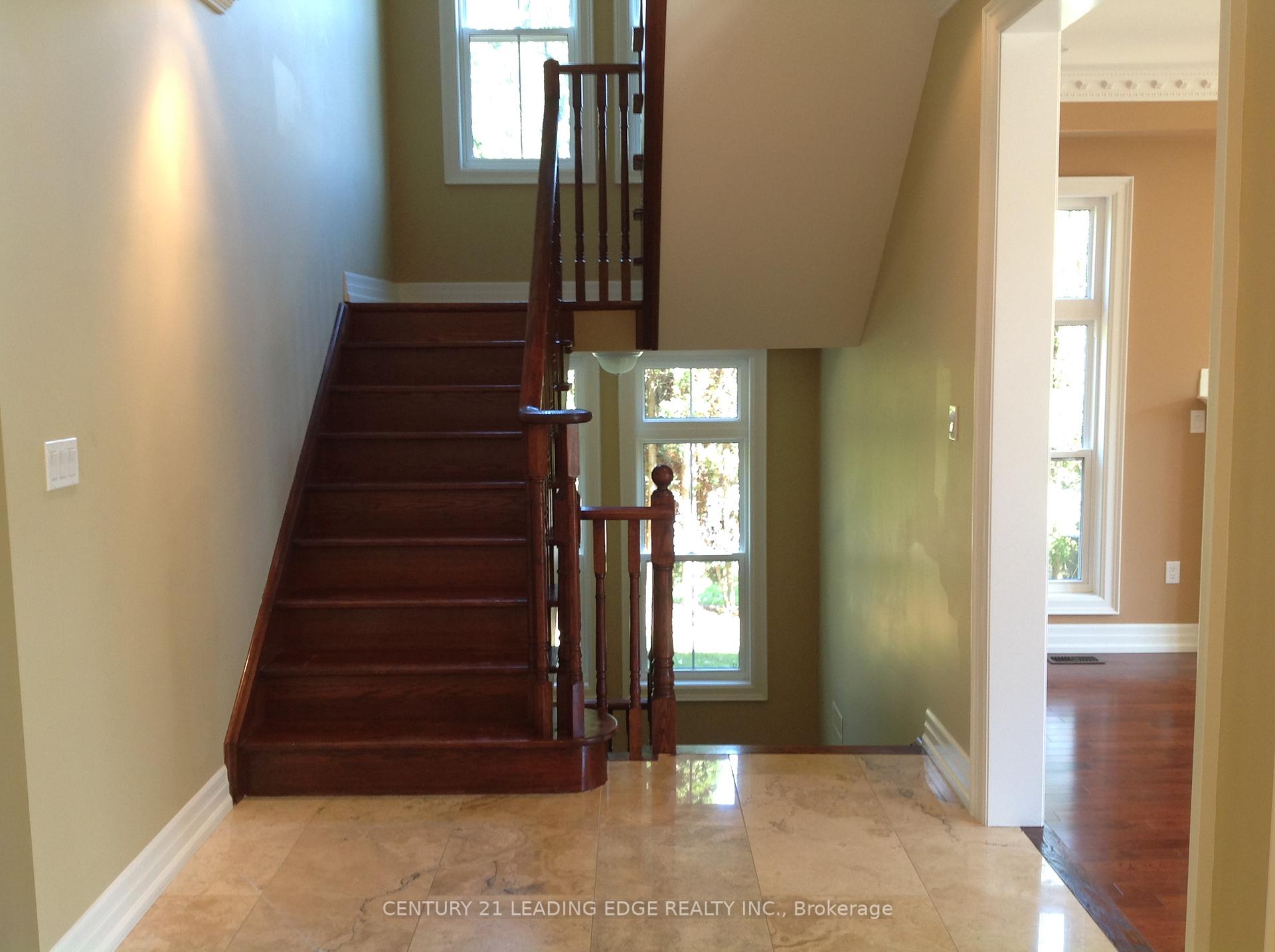 Photo 12 of 61 Nelson Street, Markham, Vinegar Hill — HOMEH