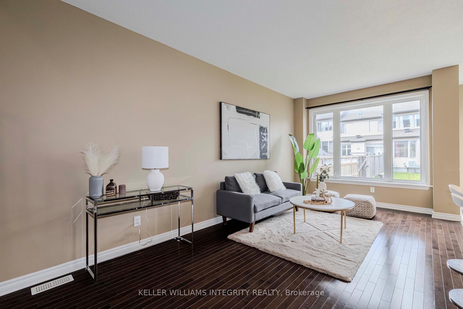 Photo 7 of 951 Fletcher Circle, Ottawa, Kanata - Kanata Lakes/Heritage Hills — HOMEH