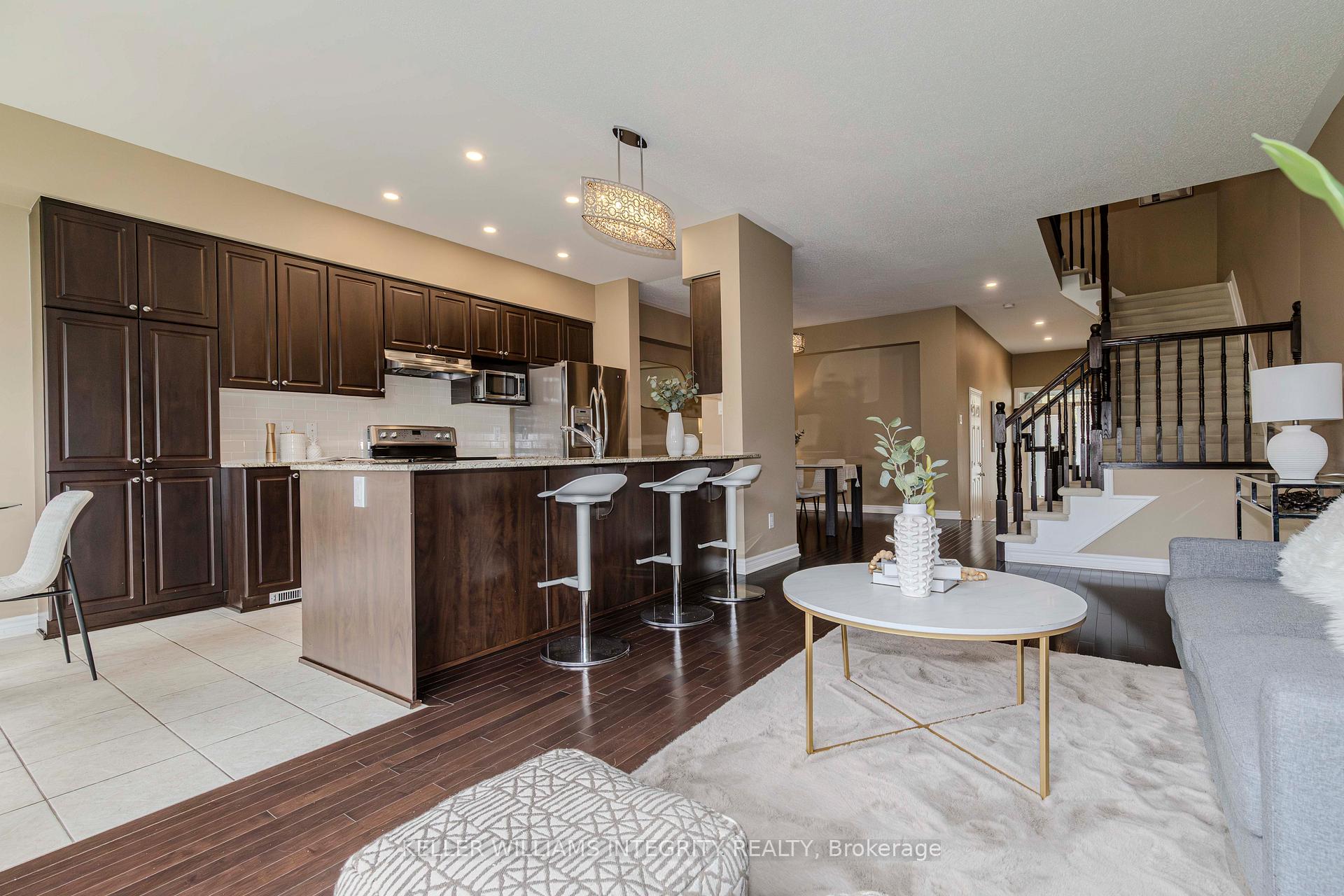 Photo 9 of 951 Fletcher Circle, Ottawa, Kanata - Kanata Lakes/Heritage Hills — HOMEH