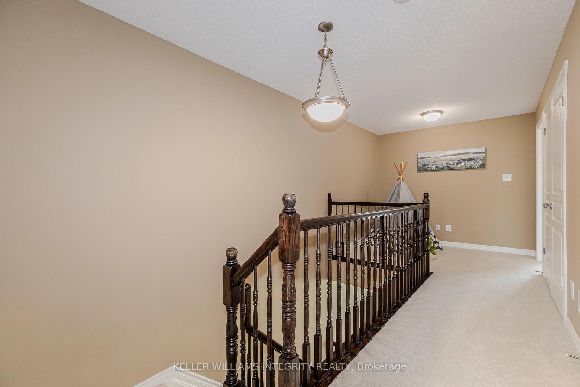 Photo 18 of 951 Fletcher Circle, Ottawa, Kanata - Kanata Lakes/Heritage Hills — HOMEH