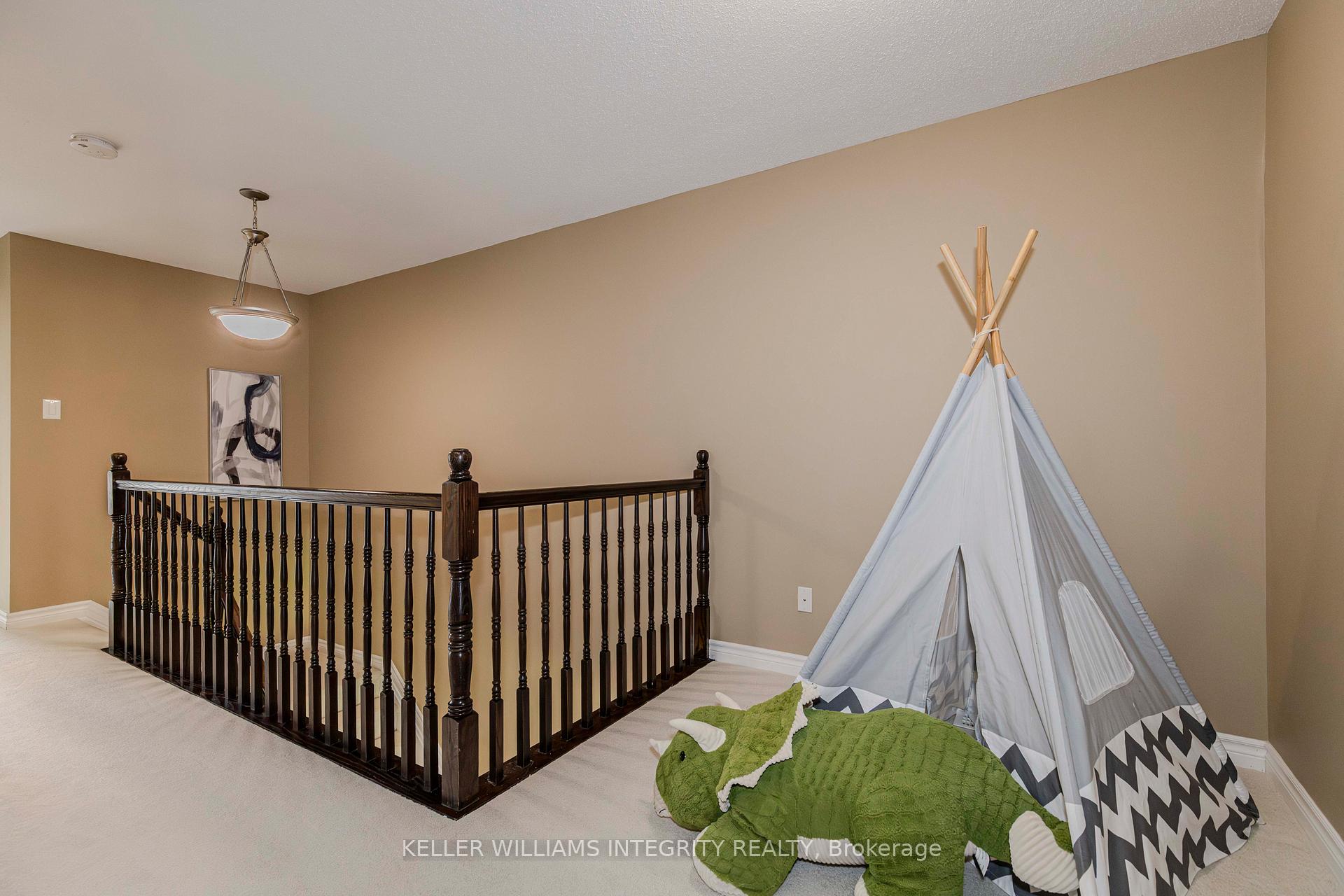 Photo 19 of 951 Fletcher Circle, Ottawa, Kanata - Kanata Lakes/Heritage Hills — HOMEH