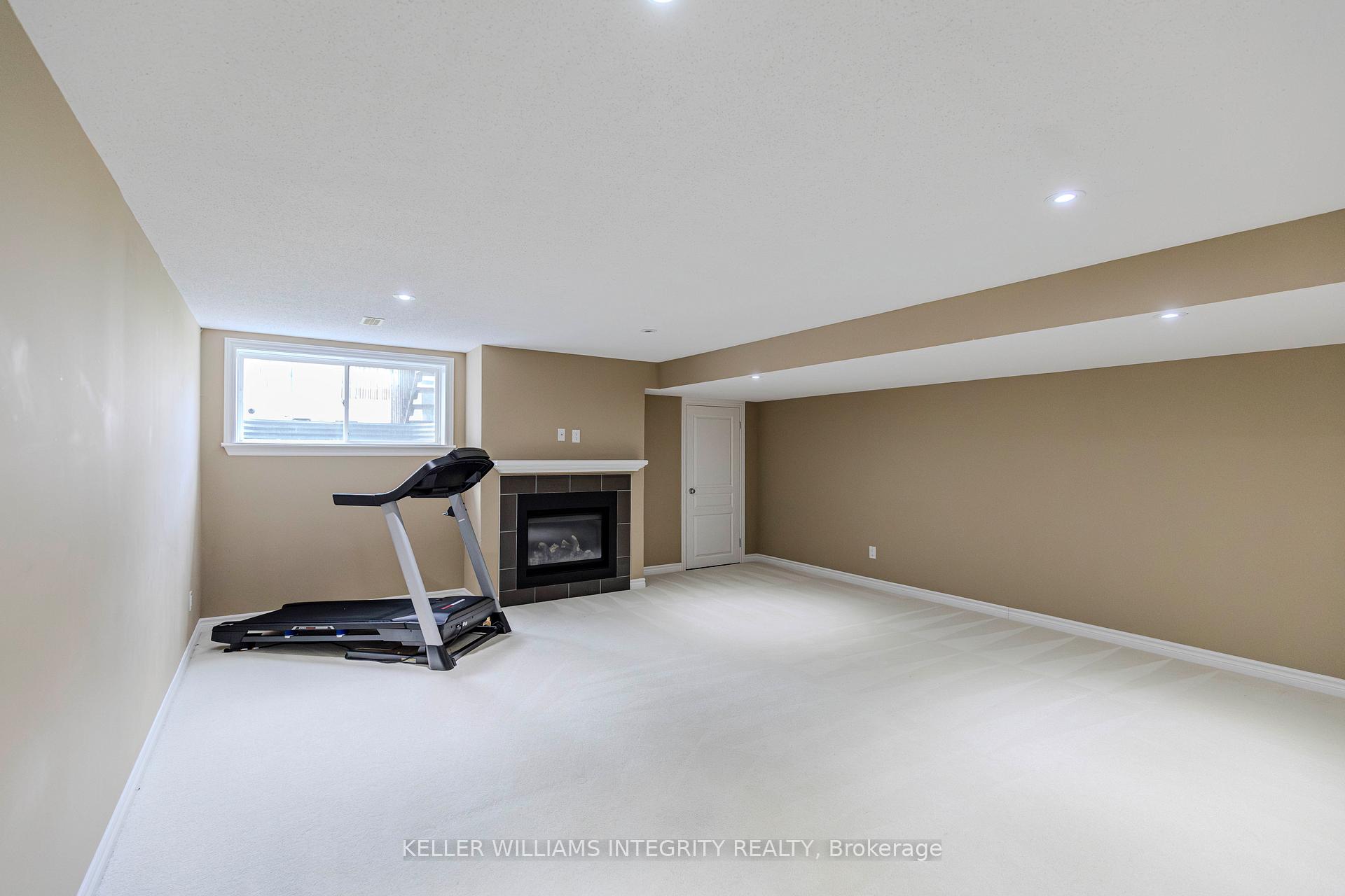 Photo 31 of 951 Fletcher Circle, Ottawa, Kanata - Kanata Lakes/Heritage Hills — HOMEH