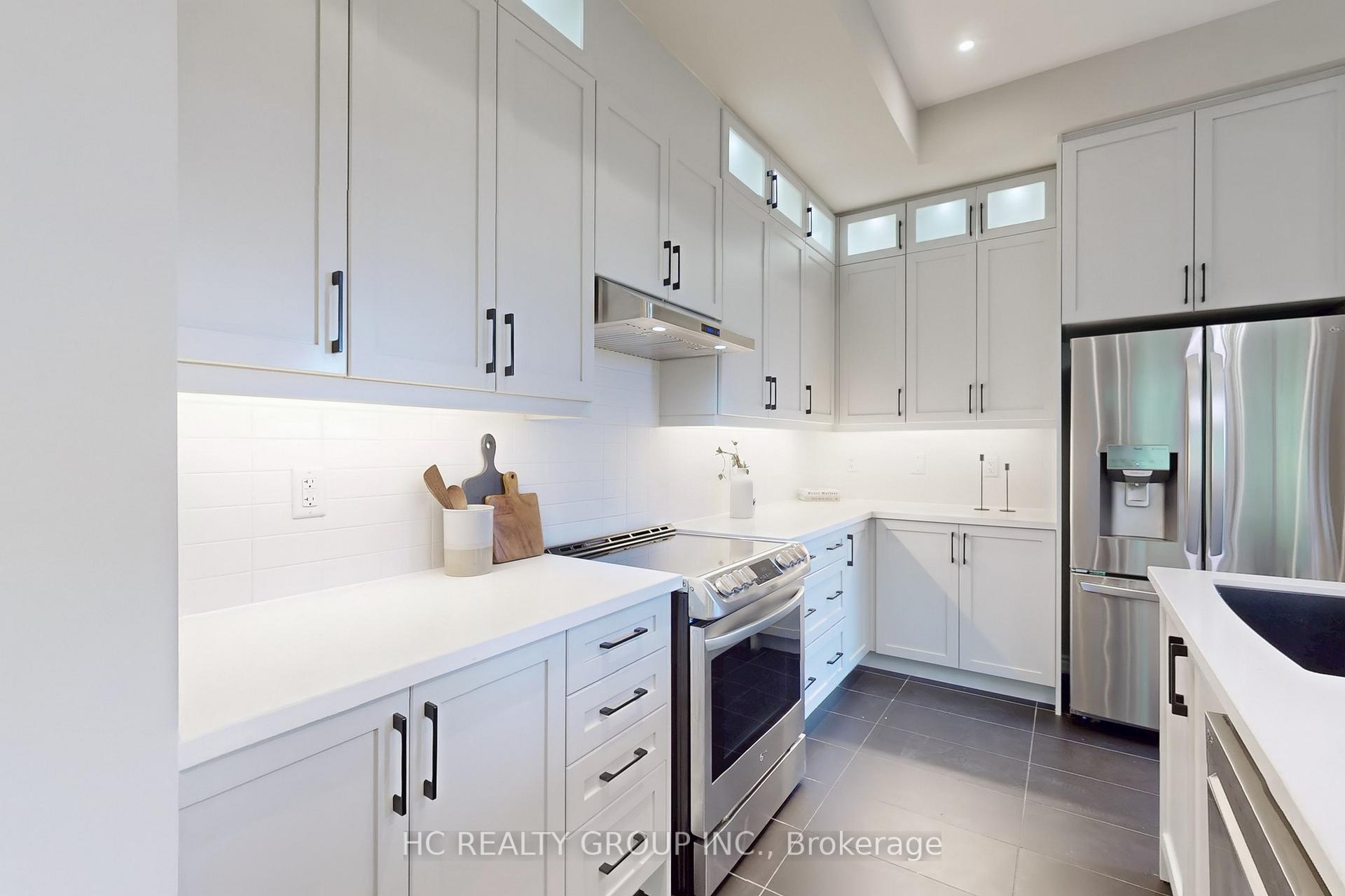 Photo 10 of 64 La Tache Crescent, Markham, Victoria Square — HOMEH