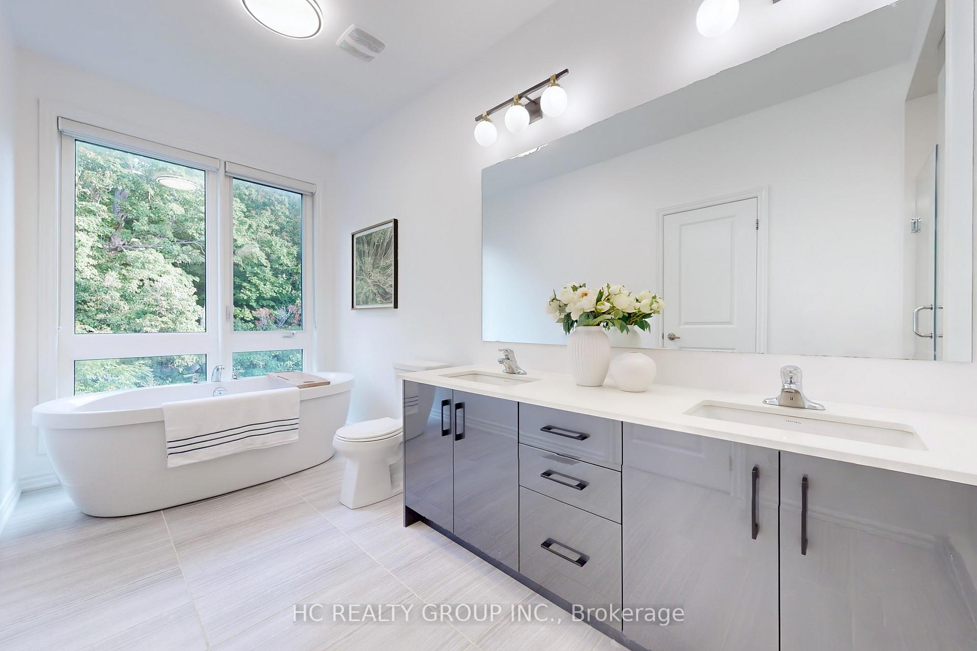 Photo 13 of 64 La Tache Crescent, Markham, Victoria Square — HOMEH