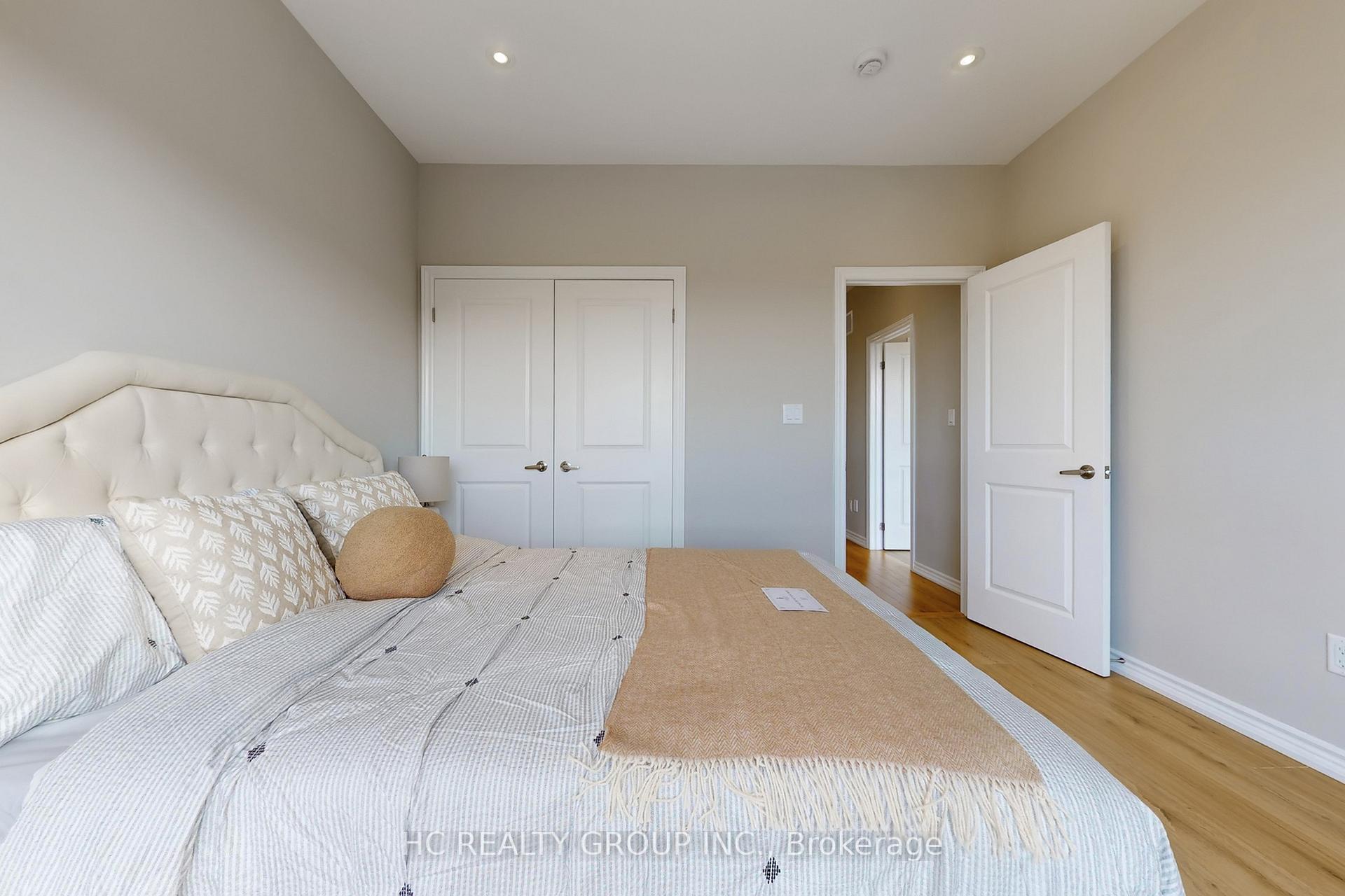 Photo 17 of 64 La Tache Crescent, Markham, Victoria Square — HOMEH
