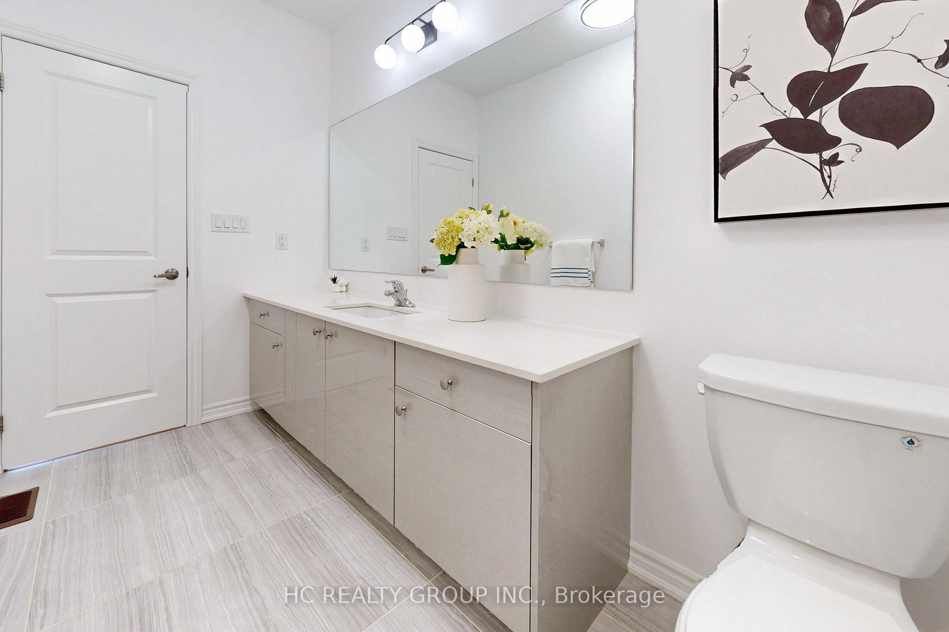 Photo 21 of 64 La Tache Crescent, Markham, Victoria Square — HOMEH