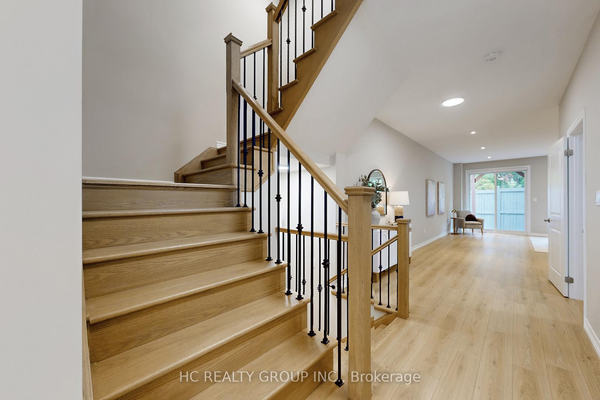 Photo 23 of 64 La Tache Crescent, Markham, Victoria Square — HOMEH