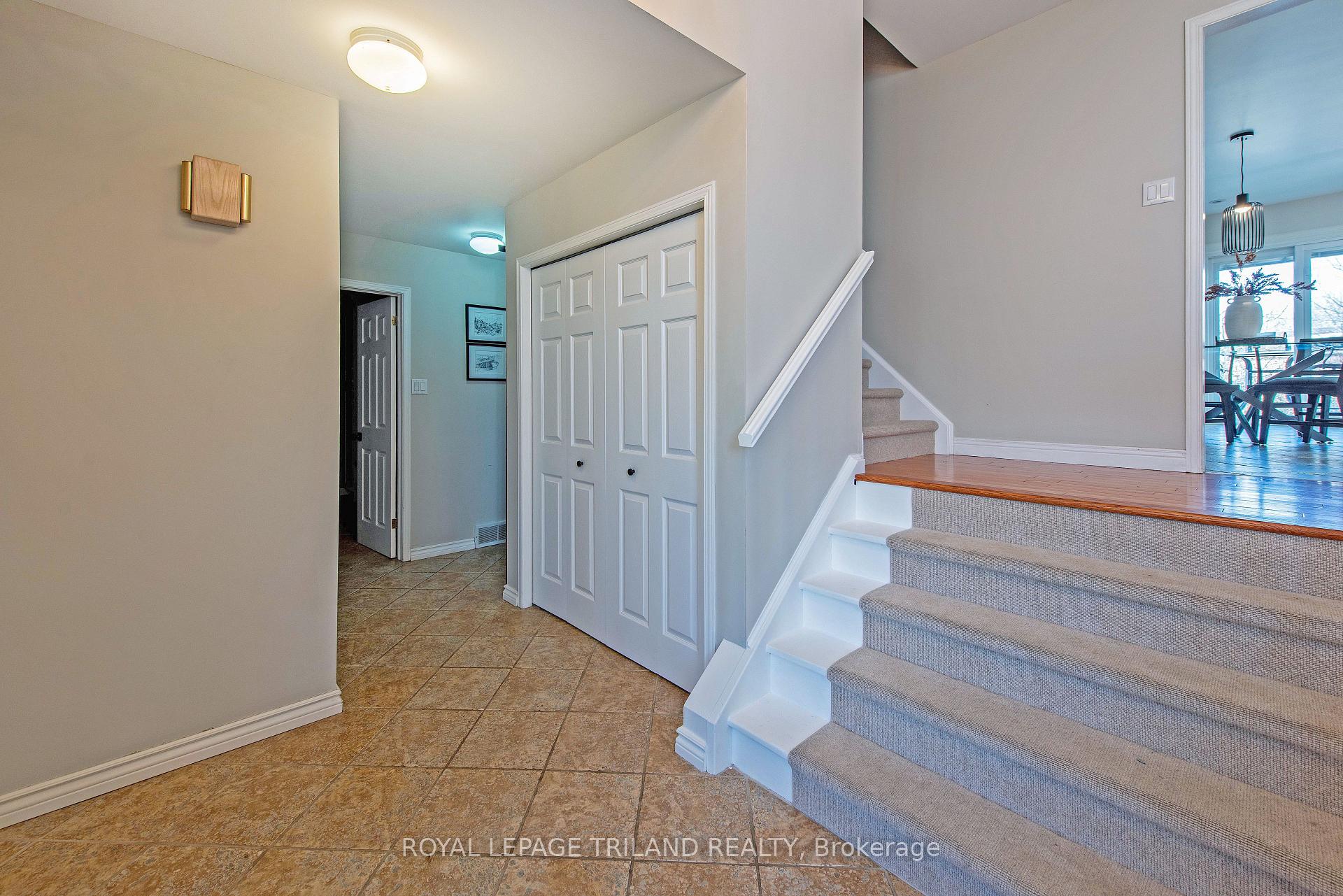 Photo 3 of 78 Birchcrest Drive, Middlesex Centre, Kilworth — HOMEH