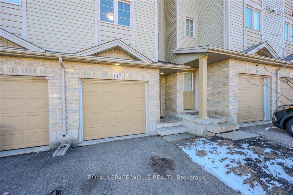 Photo 1 of 147 Highland Crescent, Kitchener — HOMEH