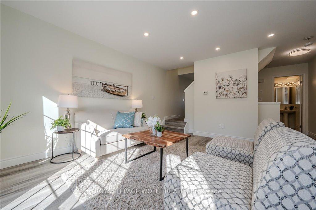 Photo 11 of 147 Highland Crescent, Kitchener — HOMEH
