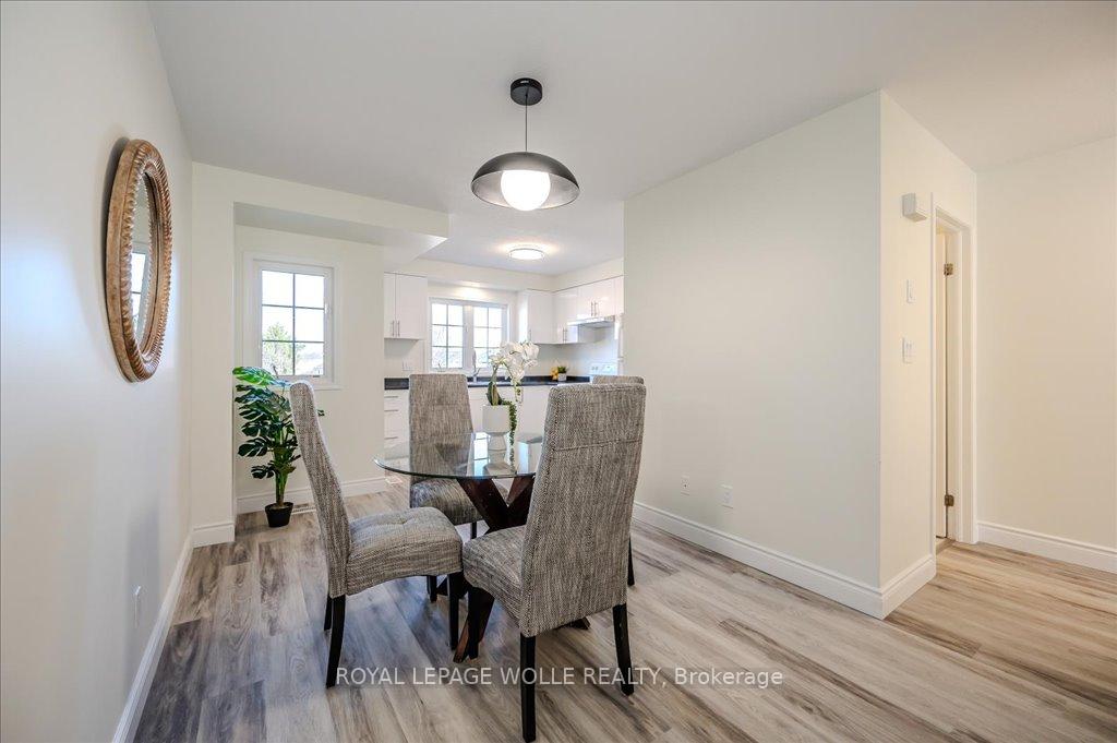 Photo 13 of 147 Highland Crescent, Kitchener — HOMEH