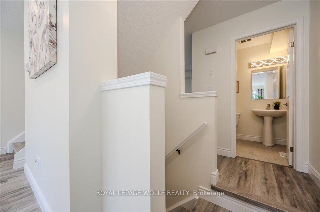 Photo 20 of 147 Highland Crescent, Kitchener — HOMEH