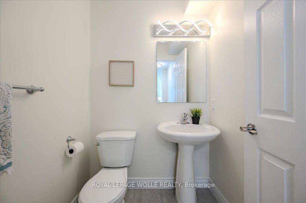 Photo 21 of 147 Highland Crescent, Kitchener — HOMEH