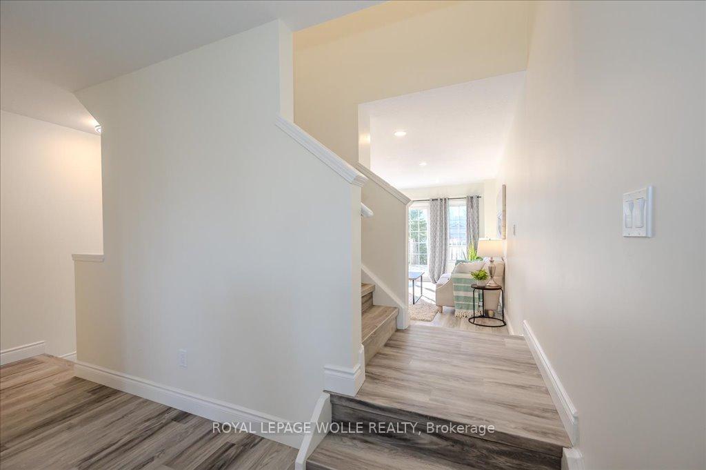 Photo 22 of 147 Highland Crescent, Kitchener — HOMEH
