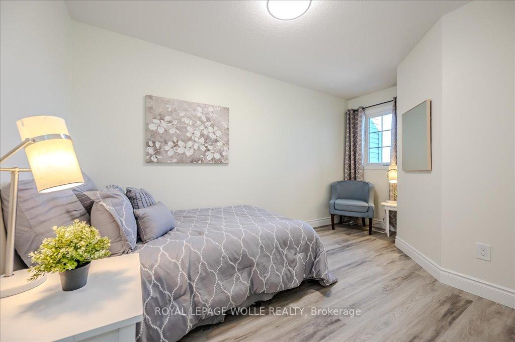 Photo 28 of 147 Highland Crescent, Kitchener — HOMEH