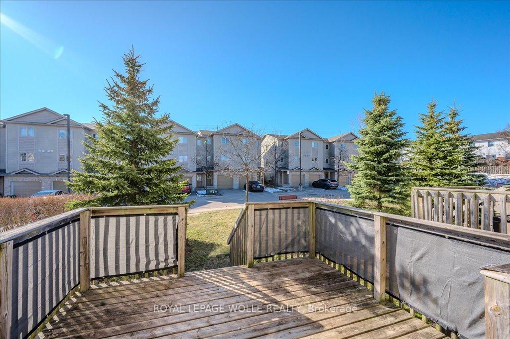 Photo 35 of 147 Highland Crescent, Kitchener — HOMEH