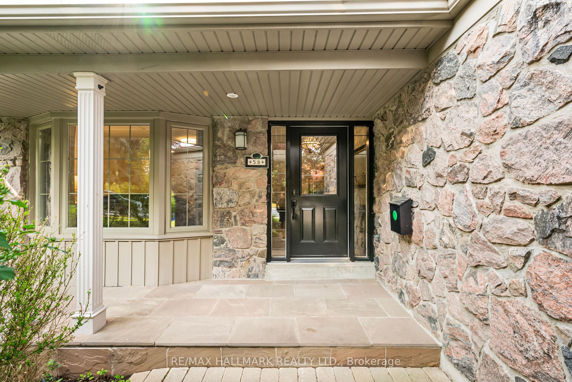 Photo 3 of 58 Silver Aspen Drive, Markham, Royal Orchard — HOMEH