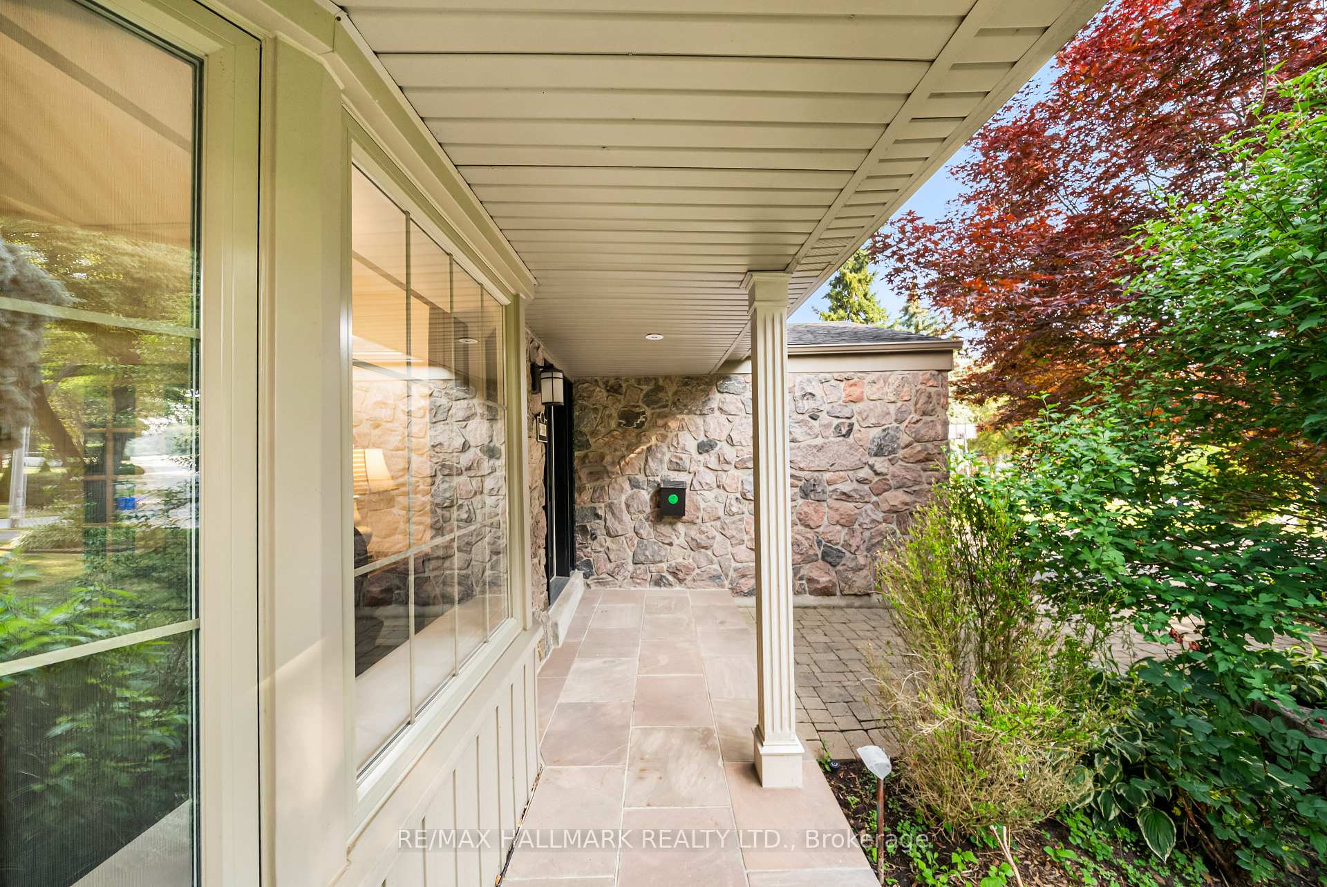 Photo 5 of 58 Silver Aspen Drive, Markham, Royal Orchard — HOMEH