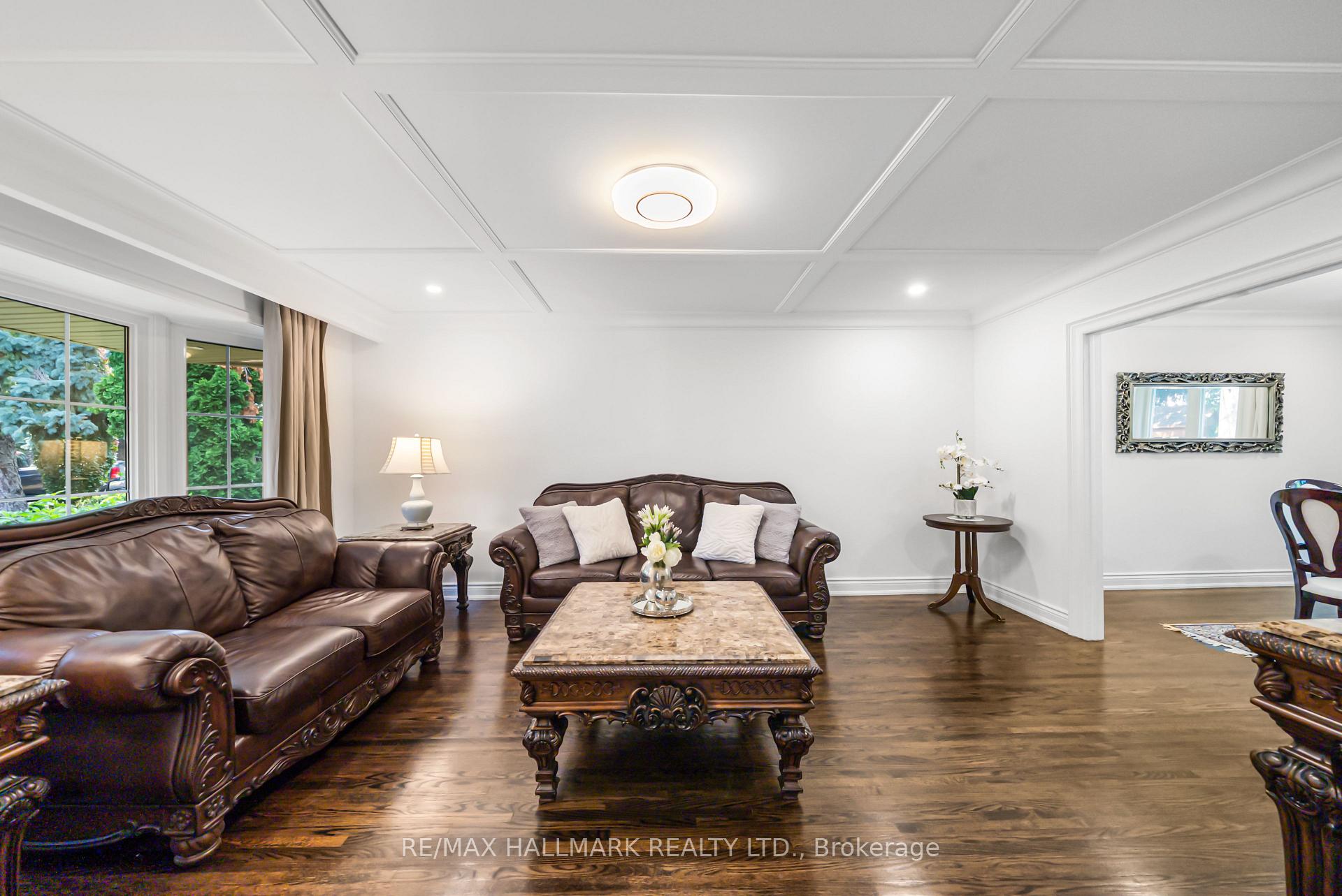 Photo 9 of 58 Silver Aspen Drive, Markham, Royal Orchard — HOMEH