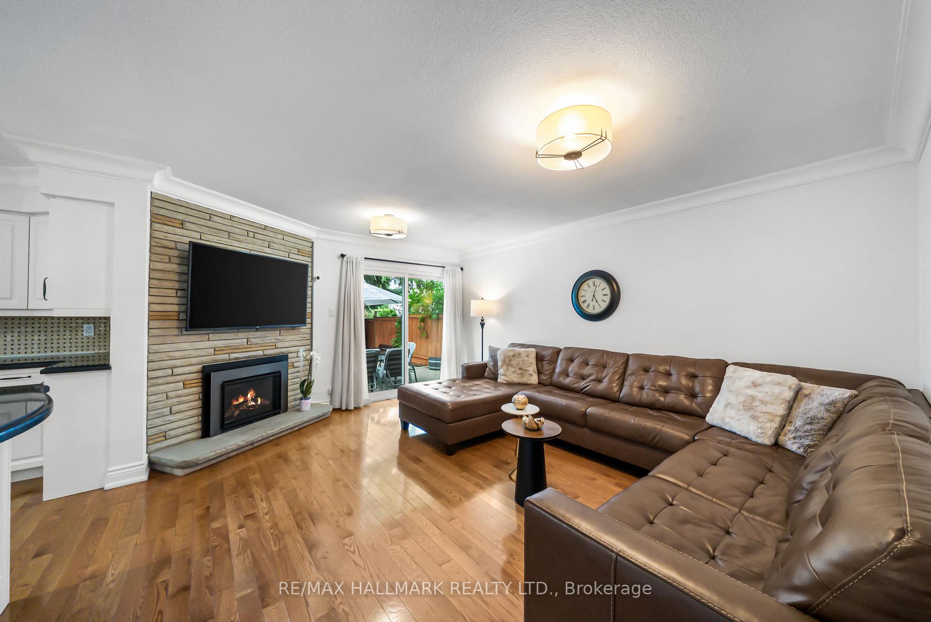 Photo 17 of 58 Silver Aspen Drive, Markham, Royal Orchard — HOMEH