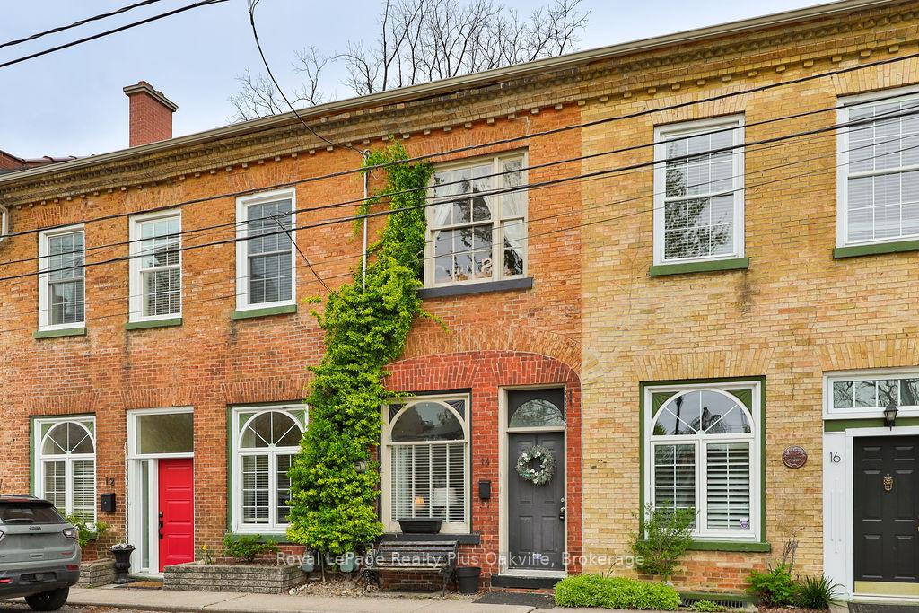 Photo 1 of 14 Hatt Street, Hamilton, Dundas — HOMEH