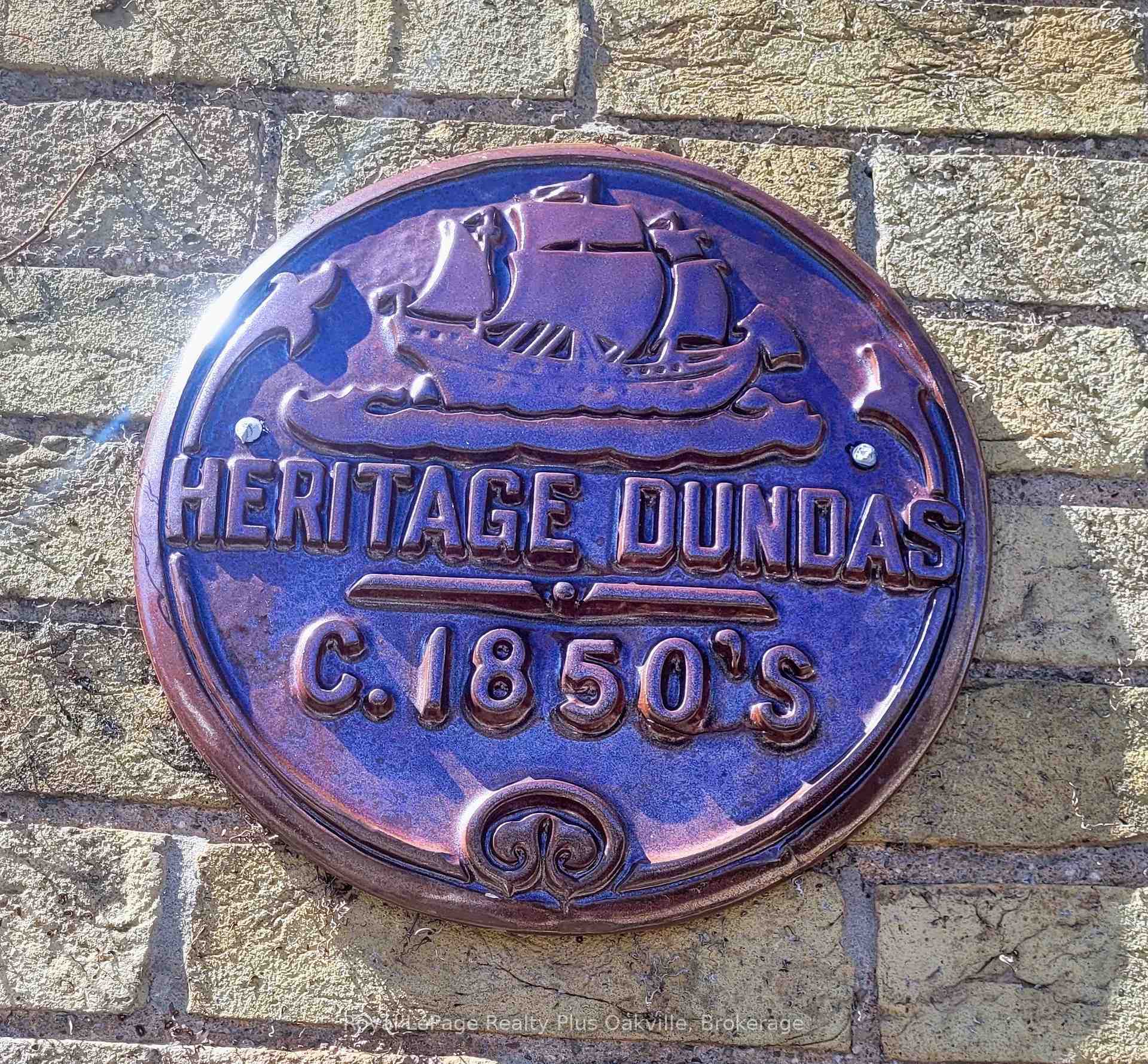 Photo 3 of 14 Hatt Street, Hamilton, Dundas — HOMEH