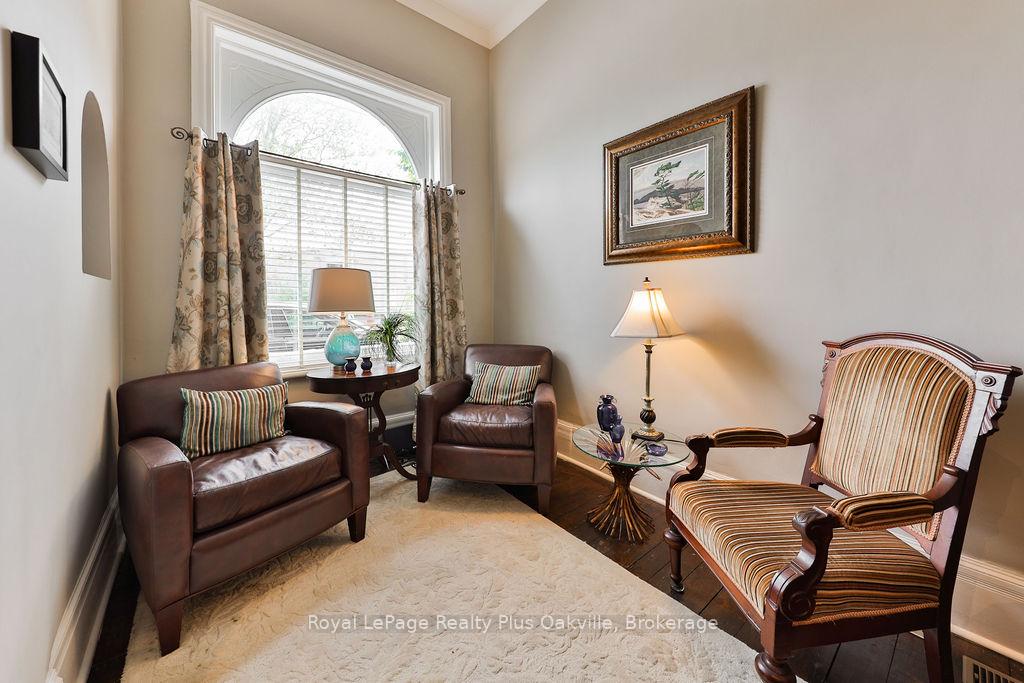 Photo 8 of 14 Hatt Street, Hamilton, Dundas — HOMEH