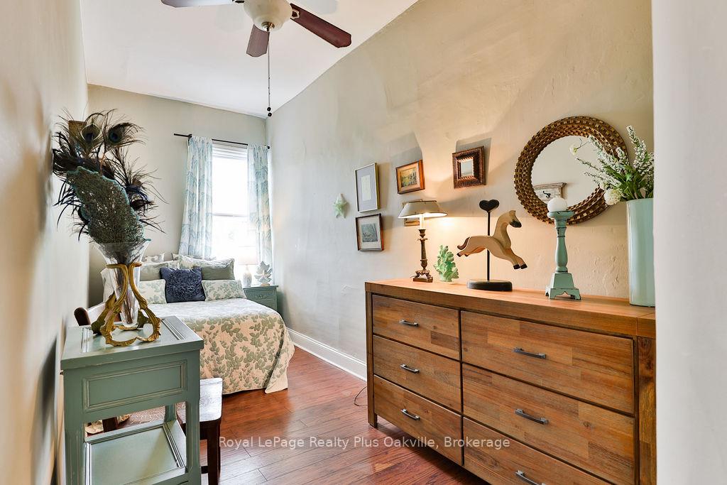 Photo 20 of 14 Hatt Street, Hamilton, Dundas — HOMEH
