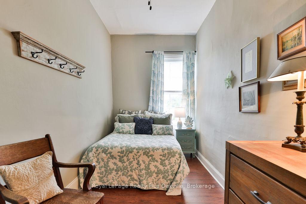 Photo 21 of 14 Hatt Street, Hamilton, Dundas — HOMEH
