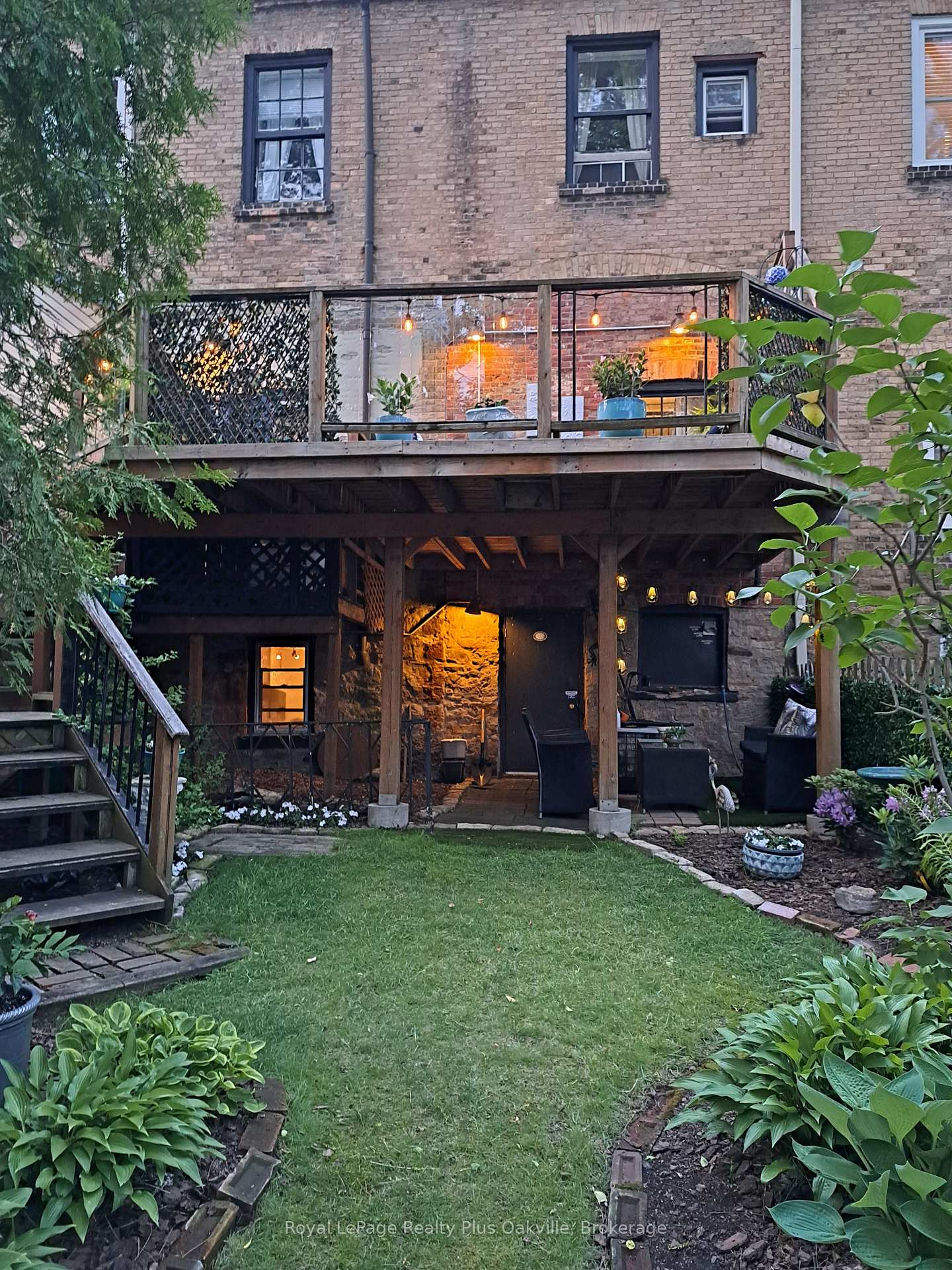 Photo 30 of 14 Hatt Street, Hamilton, Dundas — HOMEH