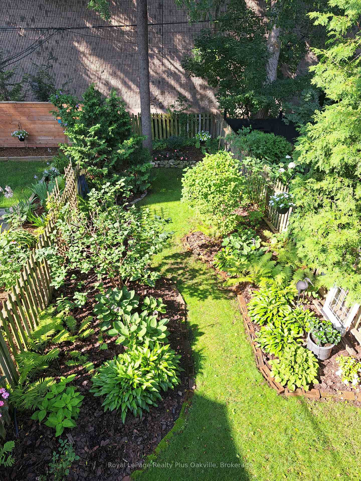 Photo 33 of 14 Hatt Street, Hamilton, Dundas — HOMEH