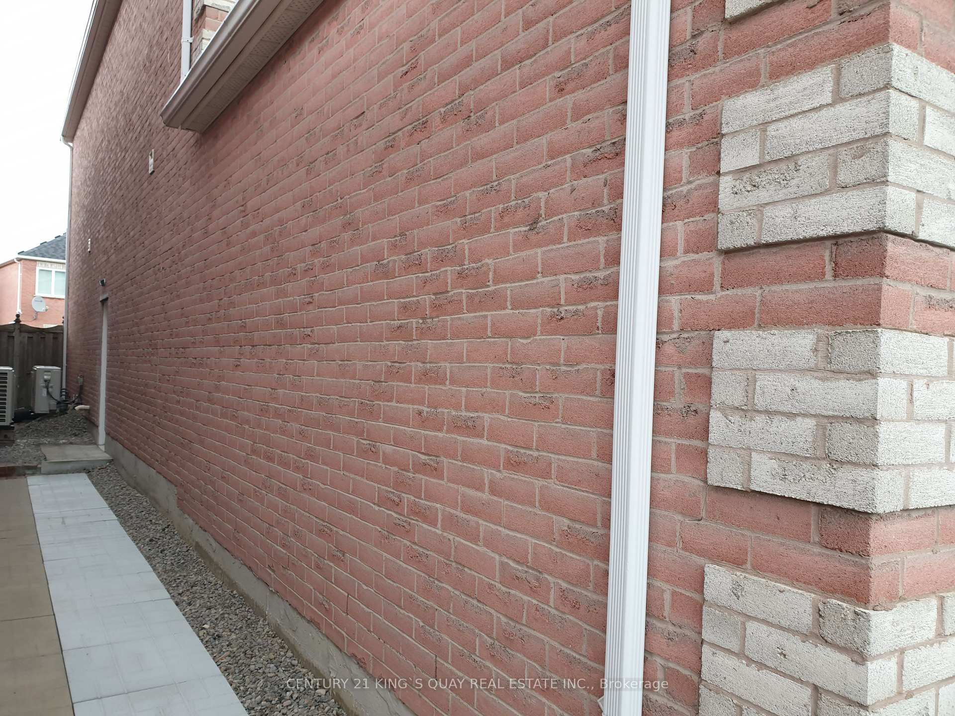 Photo 2 of Unit LL, 15 Belford Crescent, Markham, Milliken Mills East — HOMEH