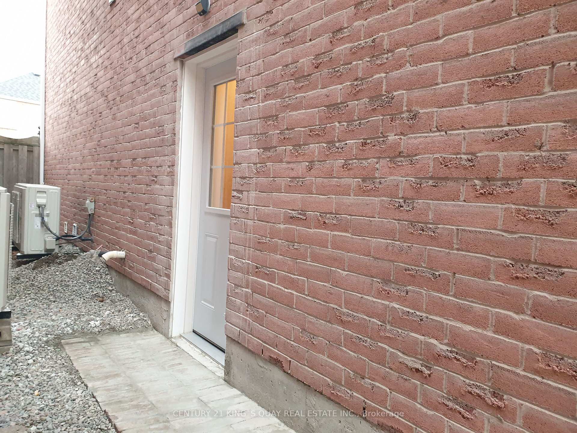 Photo 3 of Unit LL, 15 Belford Crescent, Markham, Milliken Mills East — HOMEH