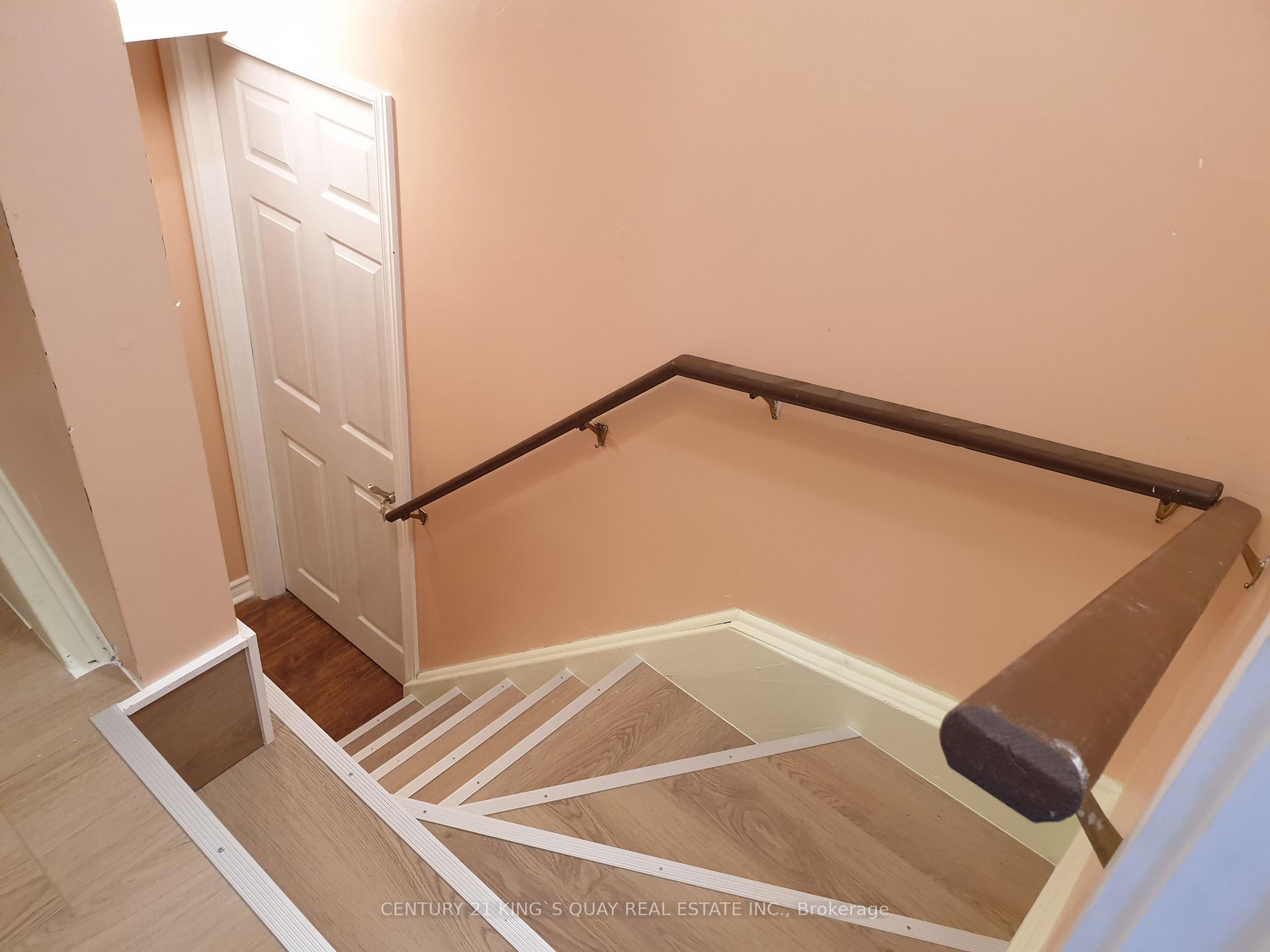 Photo 4 of Unit LL, 15 Belford Crescent, Markham, Milliken Mills East — HOMEH