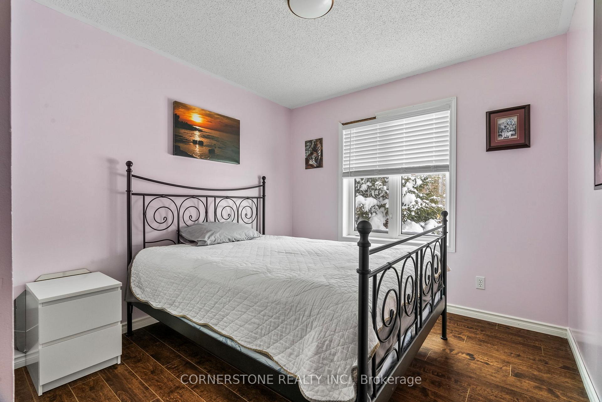 Photo 26 of 122 Queen Street S, Minto — HOMEH