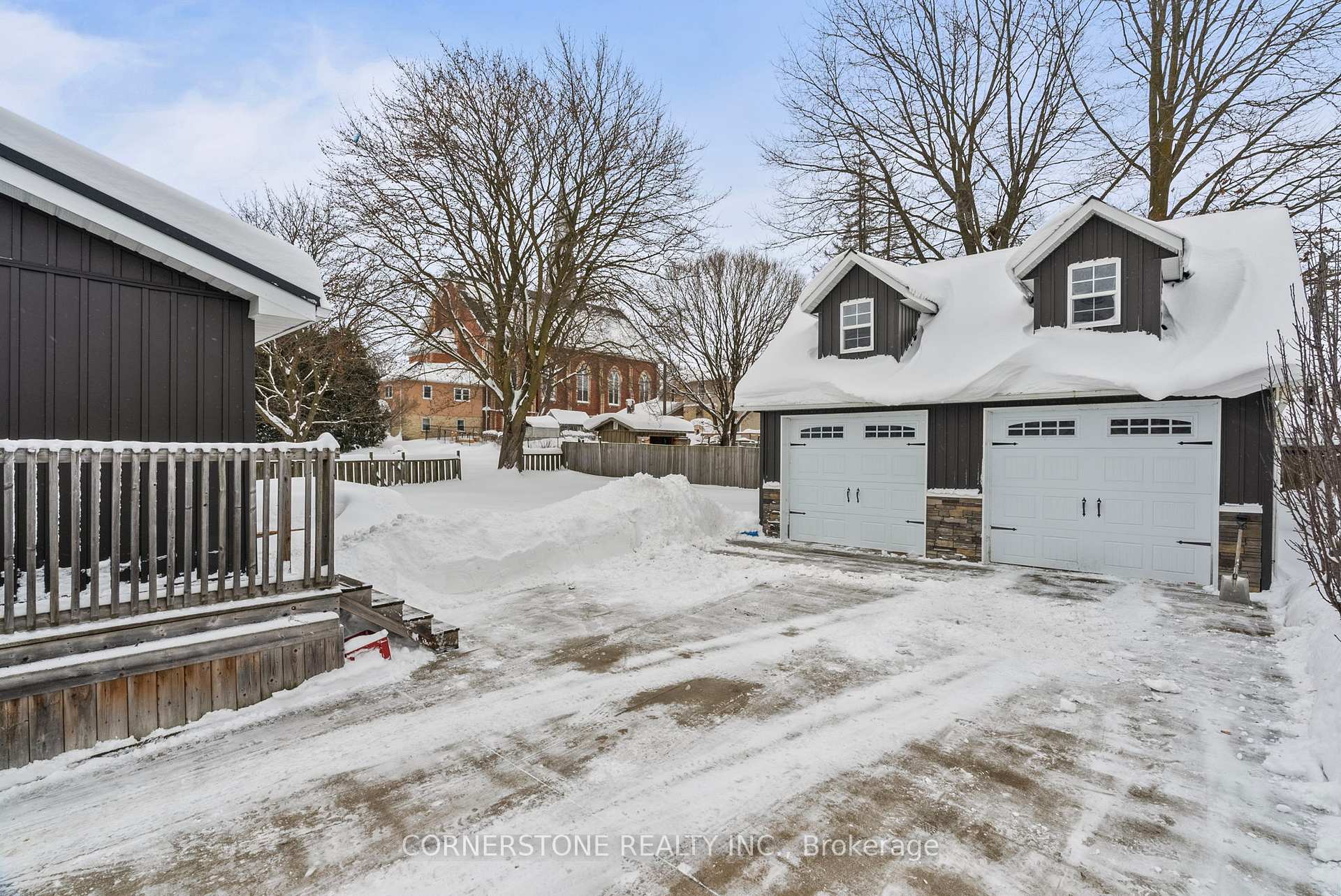 Photo 34 of 122 Queen Street S, Minto — HOMEH