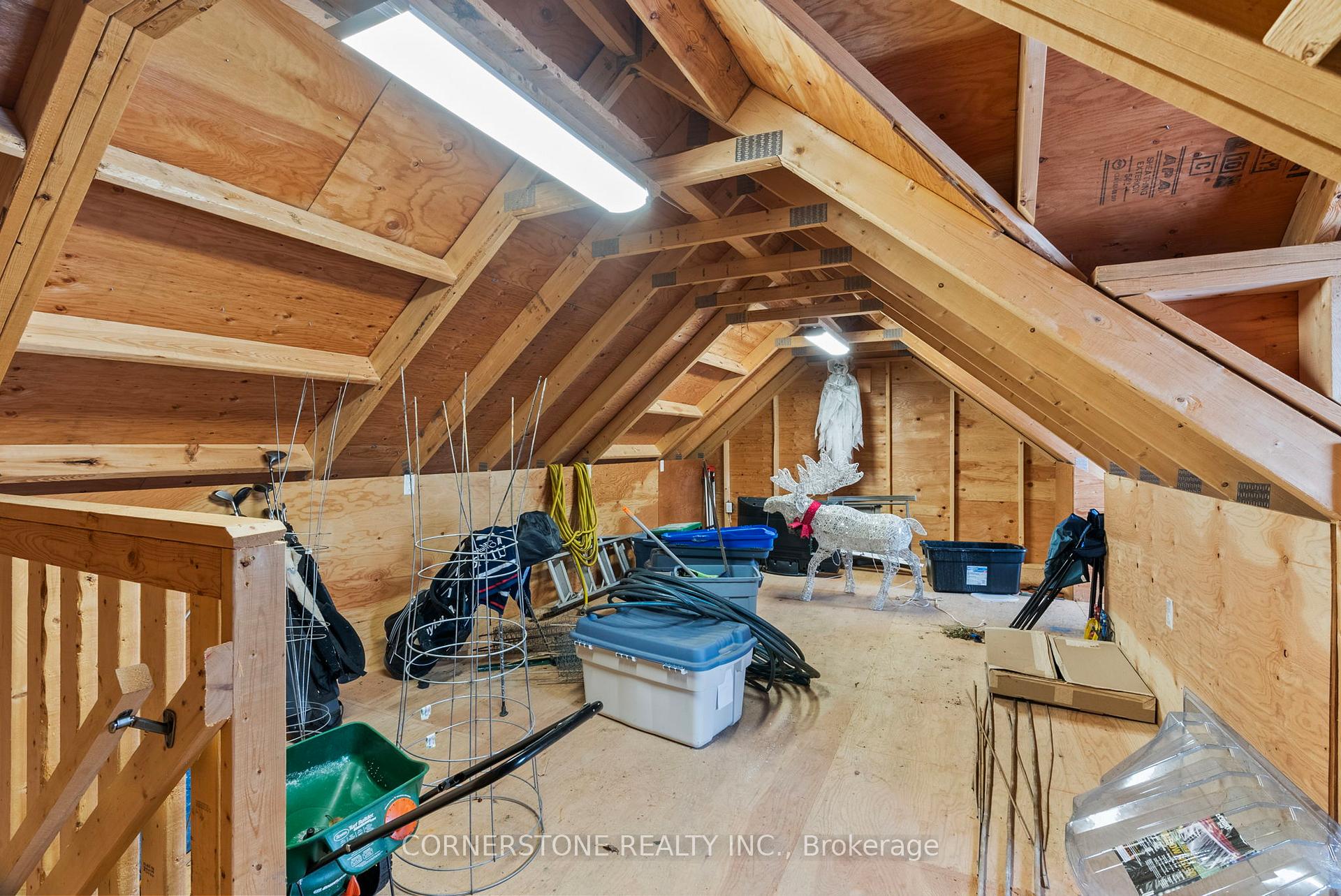 Photo 39 of 122 Queen Street S, Minto — HOMEH