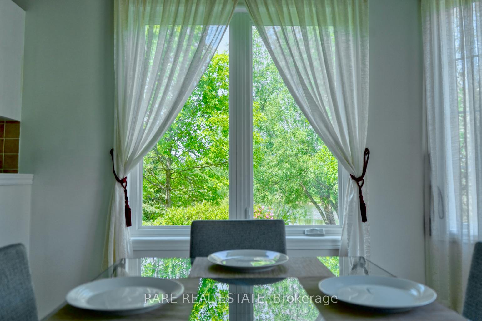 Photo 13 of 295 Stonebridge Drive, Markham, Berczy — HOMEH