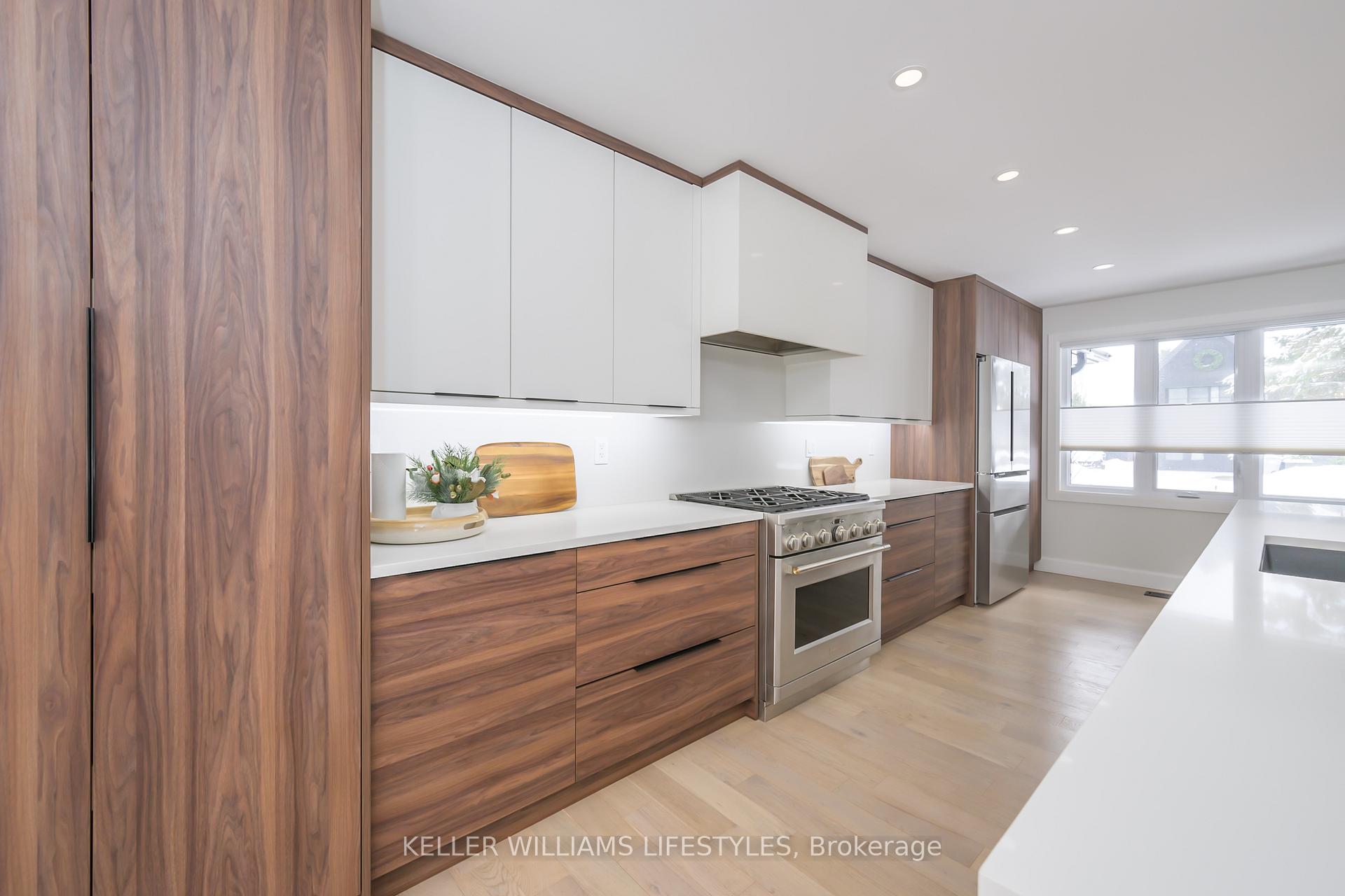 Photo 13 of 99 Salisbury Place, Middlesex Centre, Birr — HOMEH