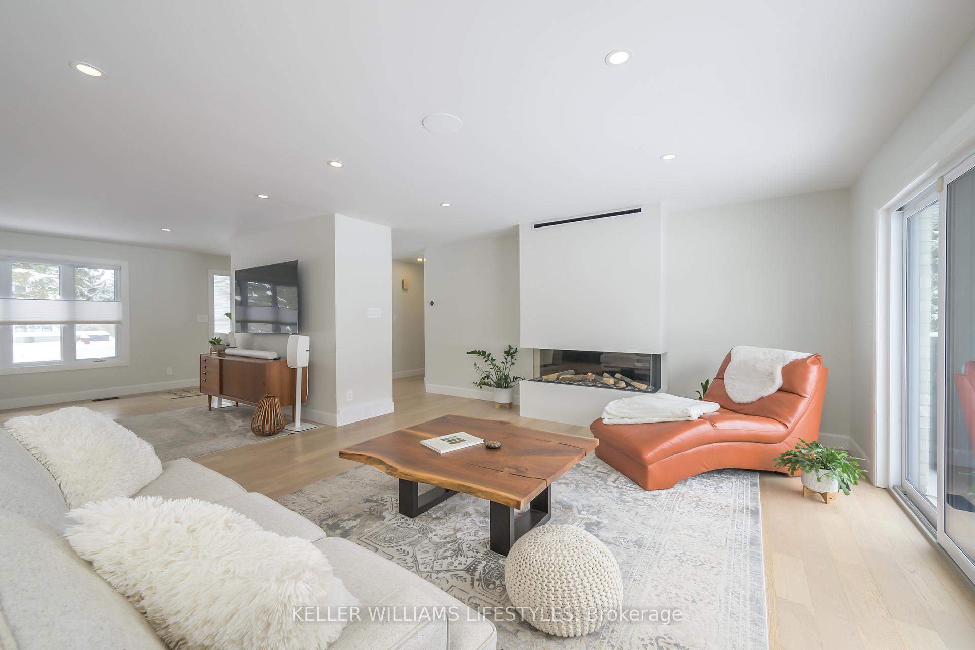 Photo 16 of 99 Salisbury Place, Middlesex Centre, Birr — HOMEH