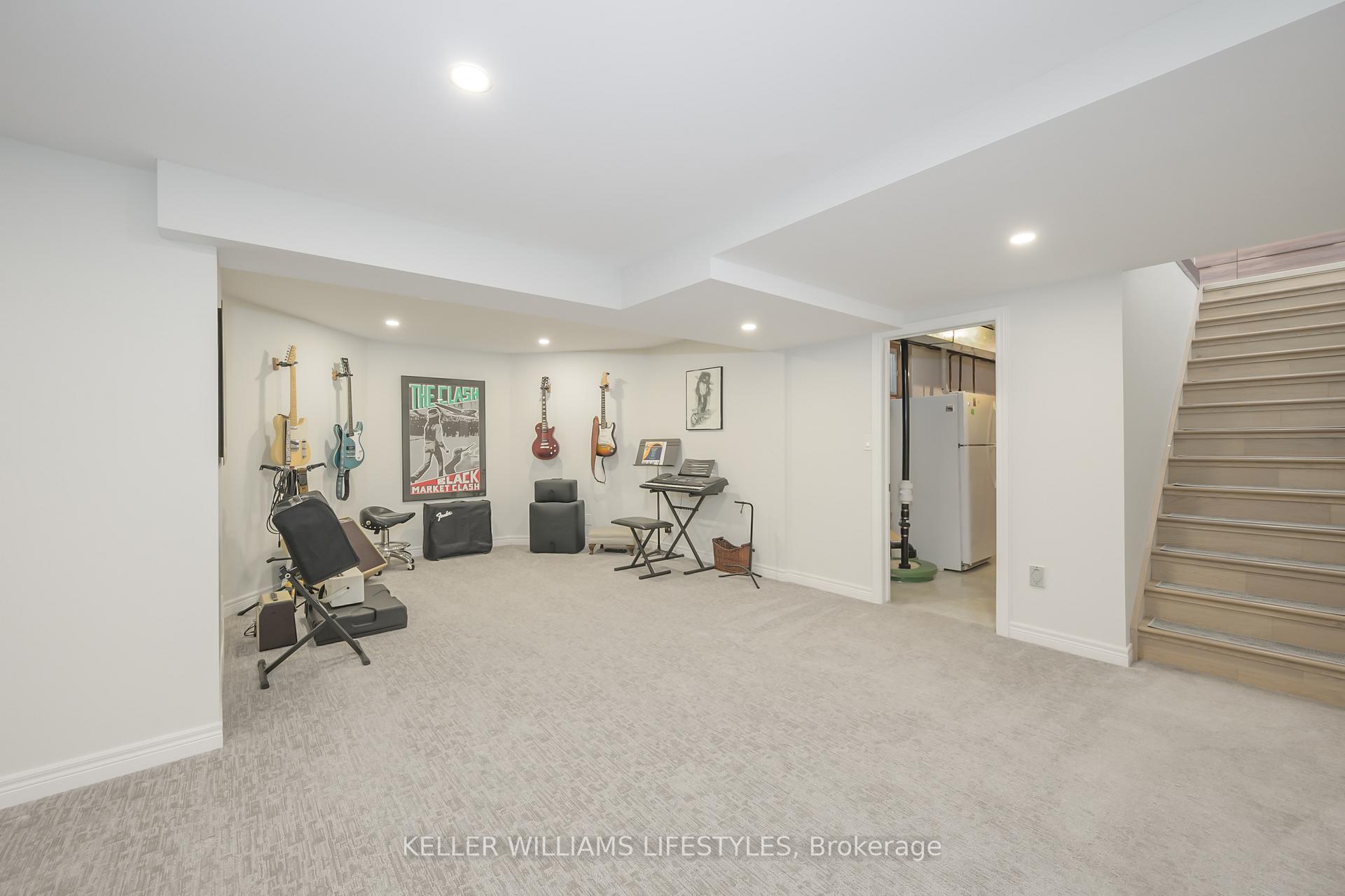 Photo 34 of 99 Salisbury Place, Middlesex Centre, Birr — HOMEH