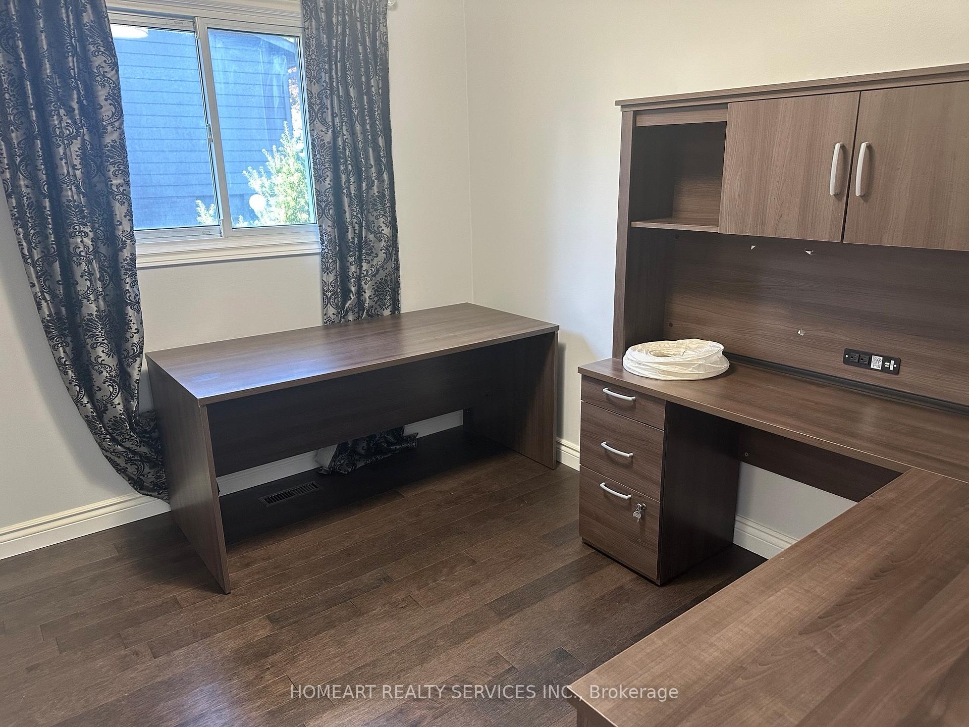 Photo 7 of 69 Chant Crescent, Markham, Unionville — HOMEH