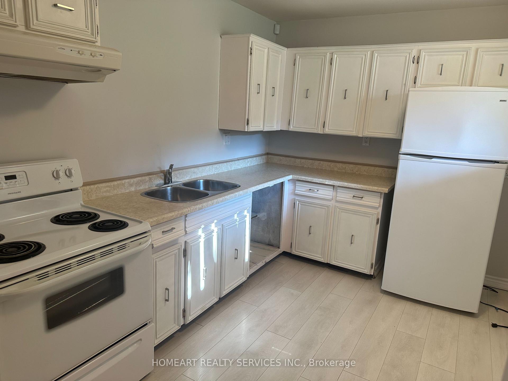 Photo 13 of 69 Chant Crescent, Markham, Unionville — HOMEH