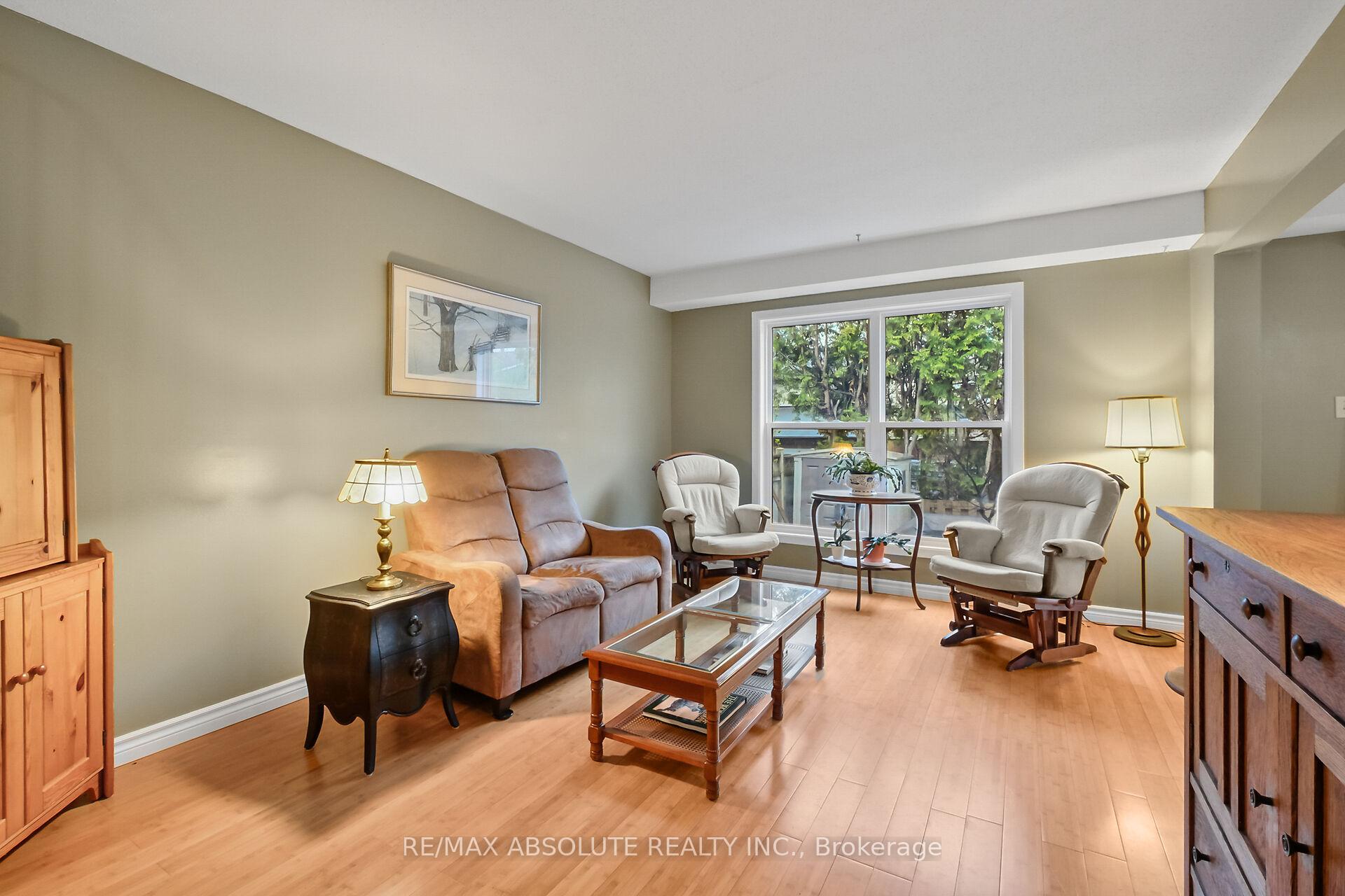 Photo 8 of 219 McCurdy Drive, Ottawa, Kanata - Katimavik — HOMEH