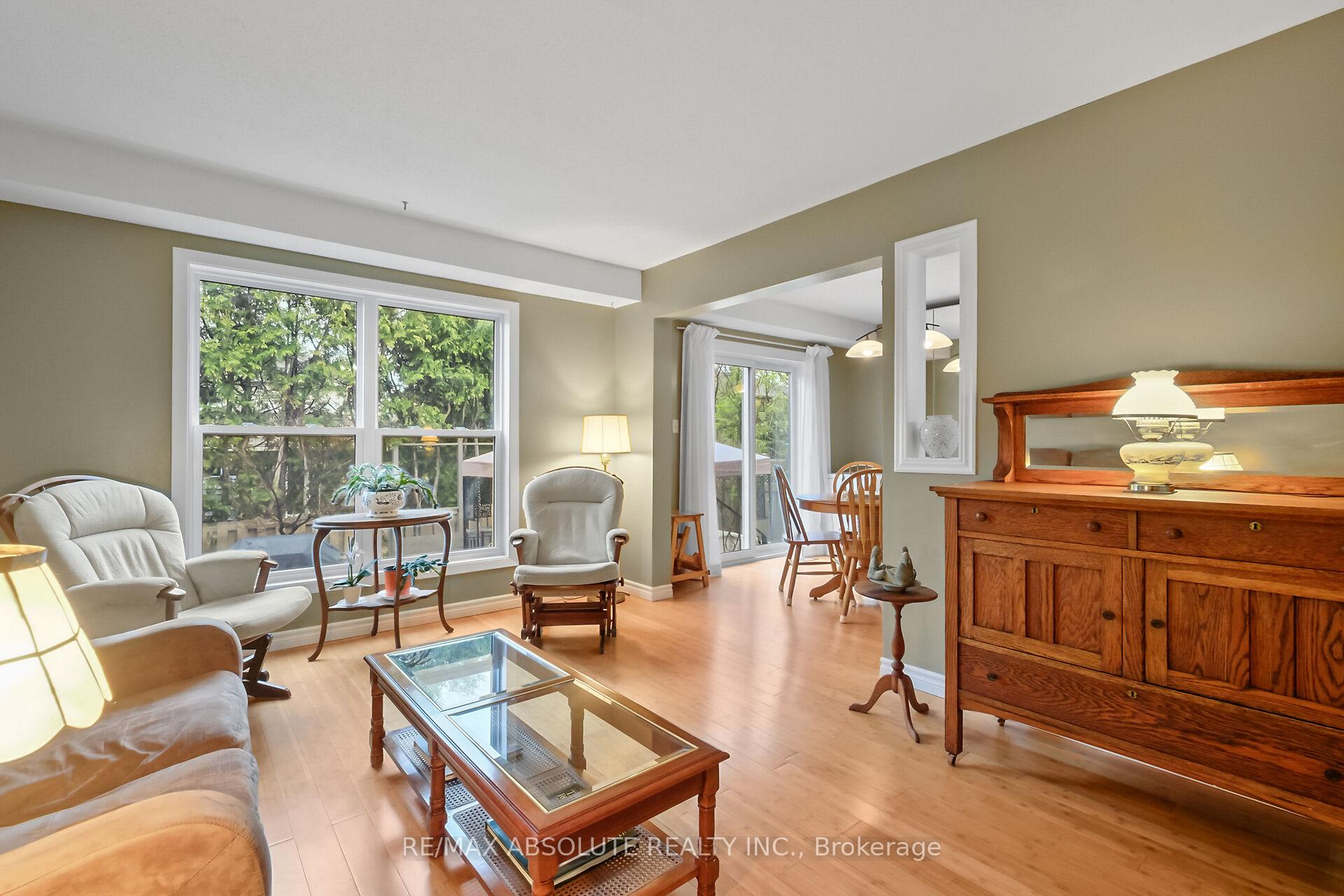 Photo 9 of 219 McCurdy Drive, Ottawa, Kanata - Katimavik — HOMEH