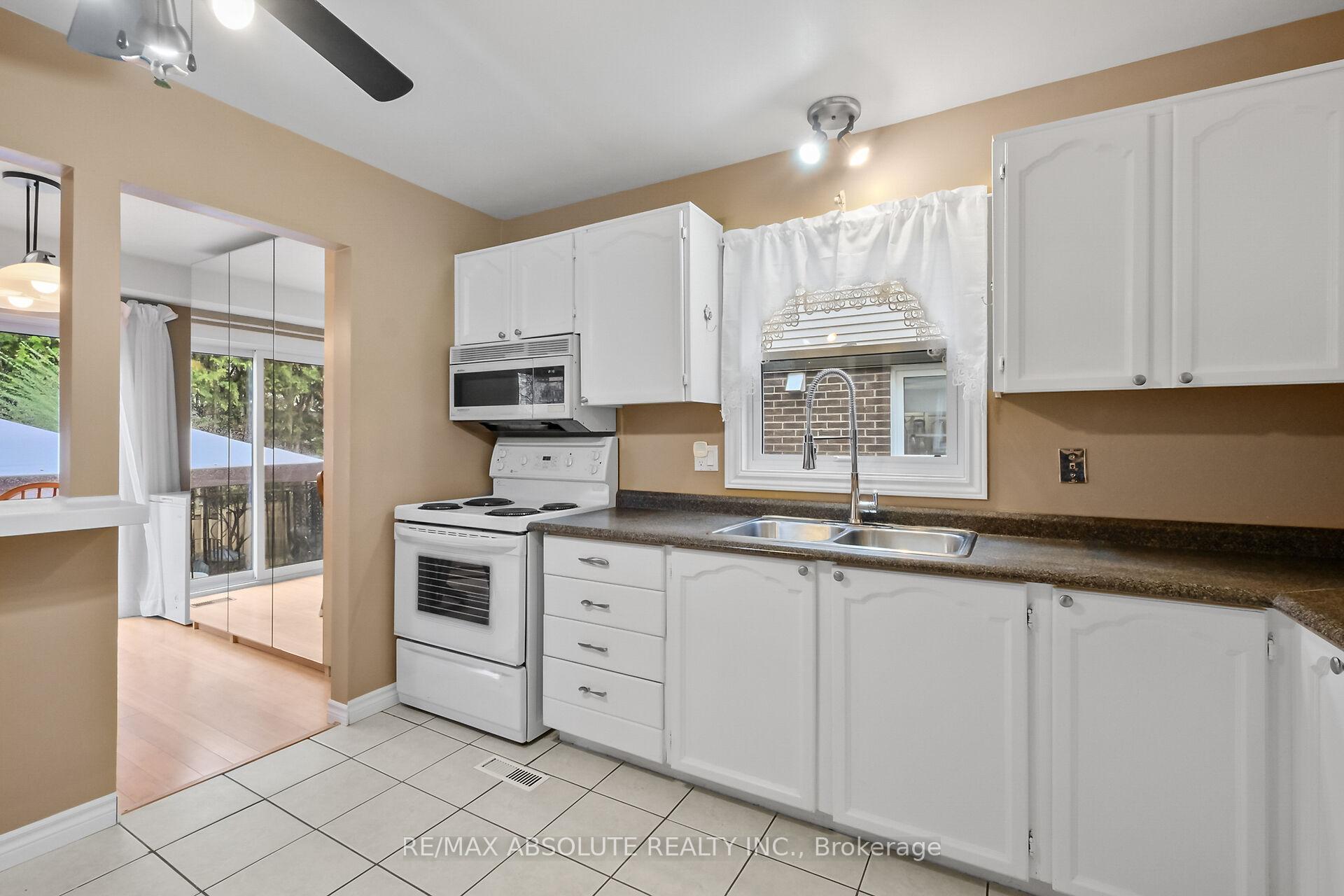 Photo 16 of 219 McCurdy Drive, Ottawa, Kanata - Katimavik — HOMEH